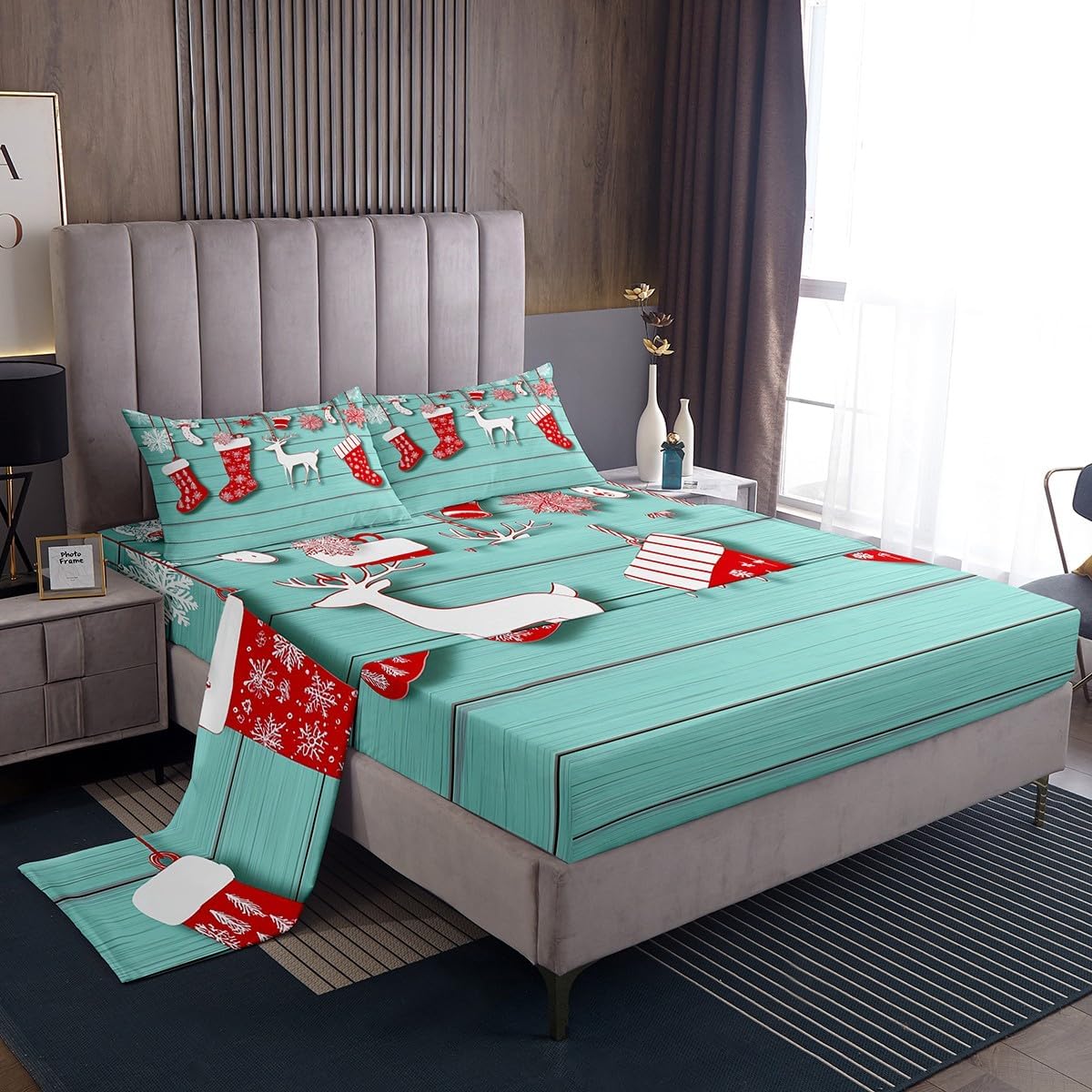 Santa Claus Kawaii Bed Sheets Cartoon Snowman Fitted Sheet，Xmas Elk Deer Sheet Set Poinsettia Flowers Christmas Ball Ornaments Top Sheet Queen,Green Christmas Tree Cute New Year Gift