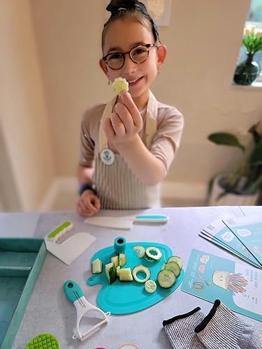 Miniatura 7 de Tovla Jr. Juego completo de corte para niños pequeños  Cortador Montessori, cuchillos, pelador y tabla de cortar  Herramientas de cocina reales para