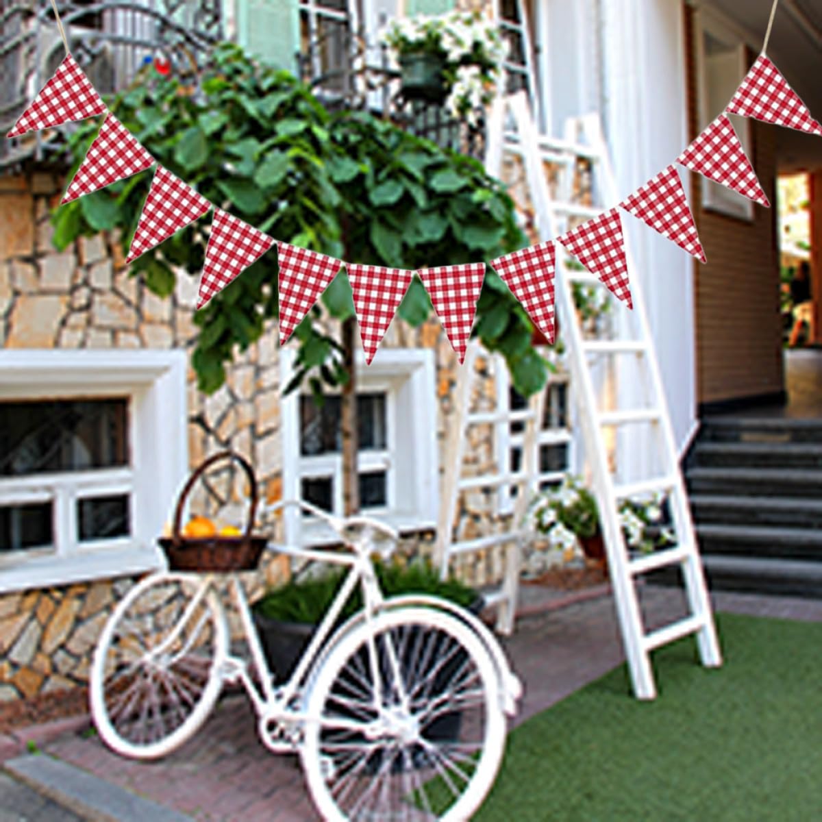 CHILDWEET Bannière pour Décoration Intérieure et Extérieure Triangle à Carreaux Rouge en Coton pour Fêtes D'anniversaire et Décoration Murale