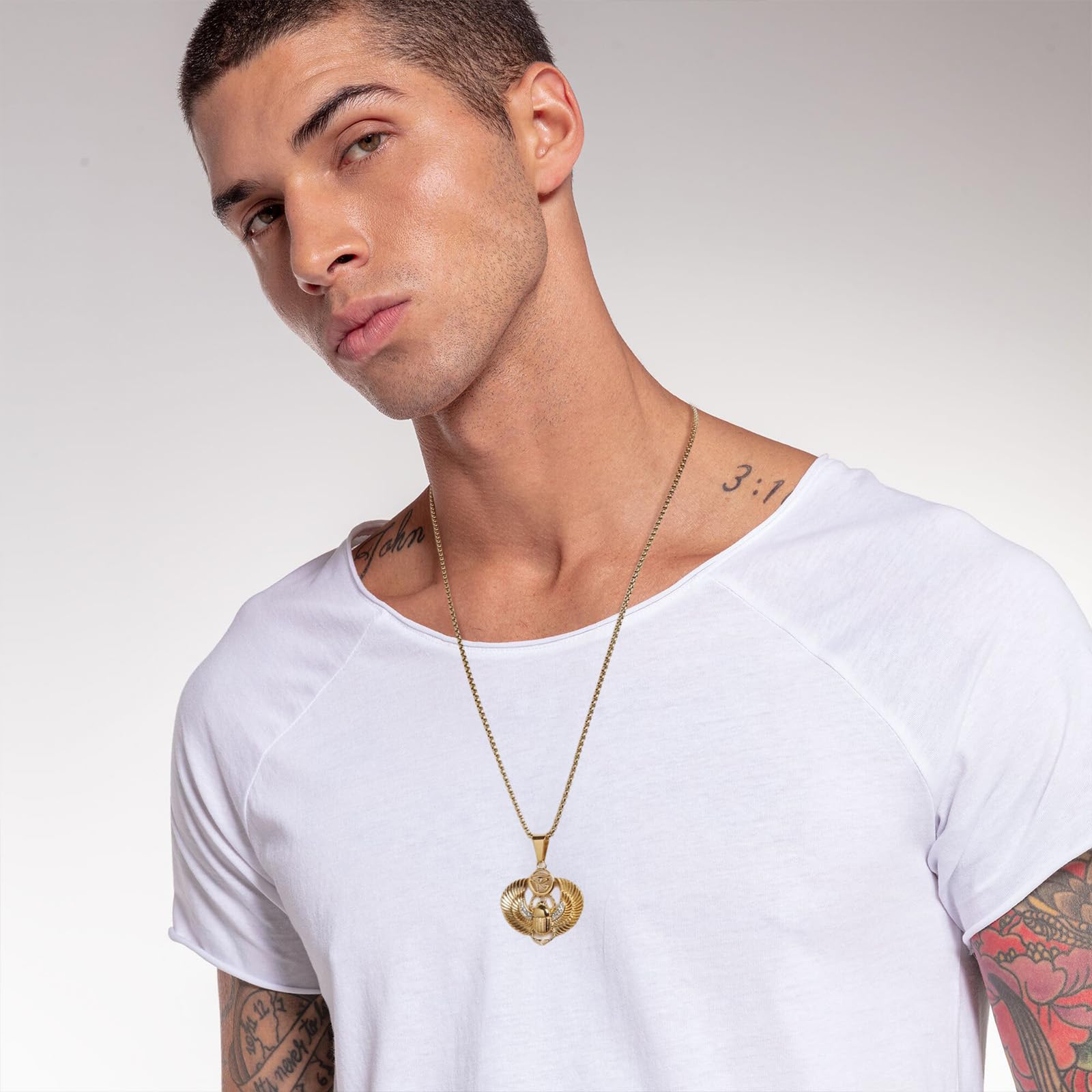 AsAlways Ciondolo a forma di scarabeo alato egiziano placcato oro 18 carati, in acciaio inox, con zircone cubico, occhio di Ra, hip-hop, amuleto, gioiello regalo