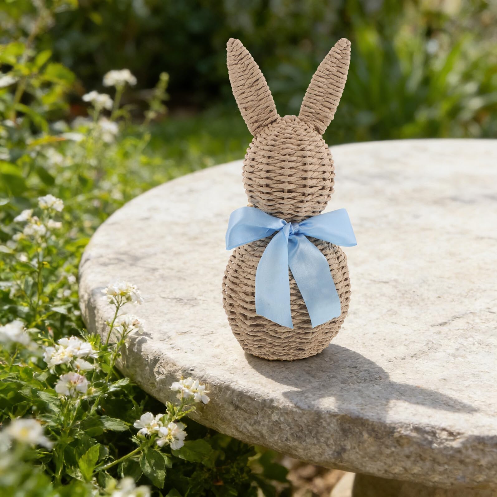 Amosfun Coniglietto Pasquale Intrecciato a Mano in Stile Fattoria, Decorazione Primaverile Blu, Centrotavola Leggero per Festa di Pasqua, Ornamento Rustico da Tavolo