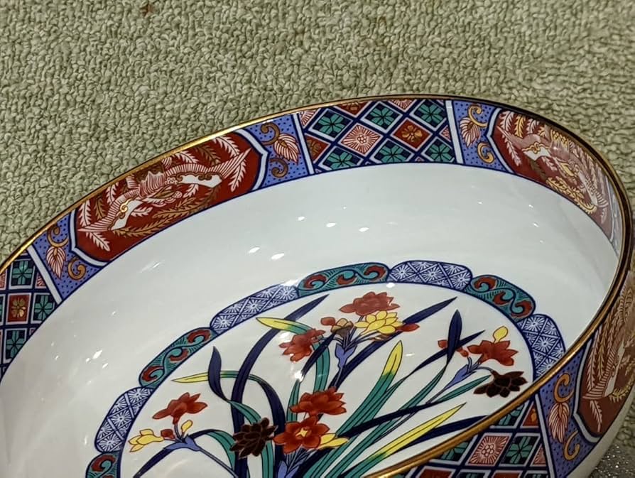 有田焼の大鉢 有田焼 大 大鉢になります。新品未使用 年末年始にいかがてしょう