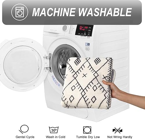 Miniatura 4 de Uphome Alfombra de baño de 20 x 59 pulgadas, color negro, bohemio, geométrico, largo, antideslizante, marroquí, alfombra de baño de terciopelo