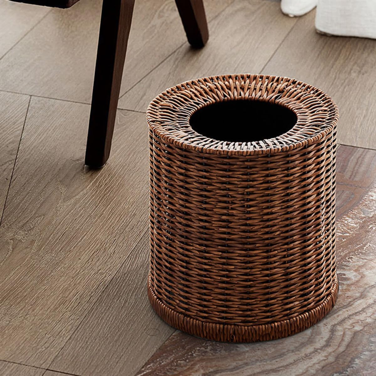 Großer 12l Retro Mülleimer aus Geflochtenem Rattanimitat Widerstandsfähig und Leicht zu Reinigen für Schlafzimmer und Hotel im Eleganten Vintage Stil
