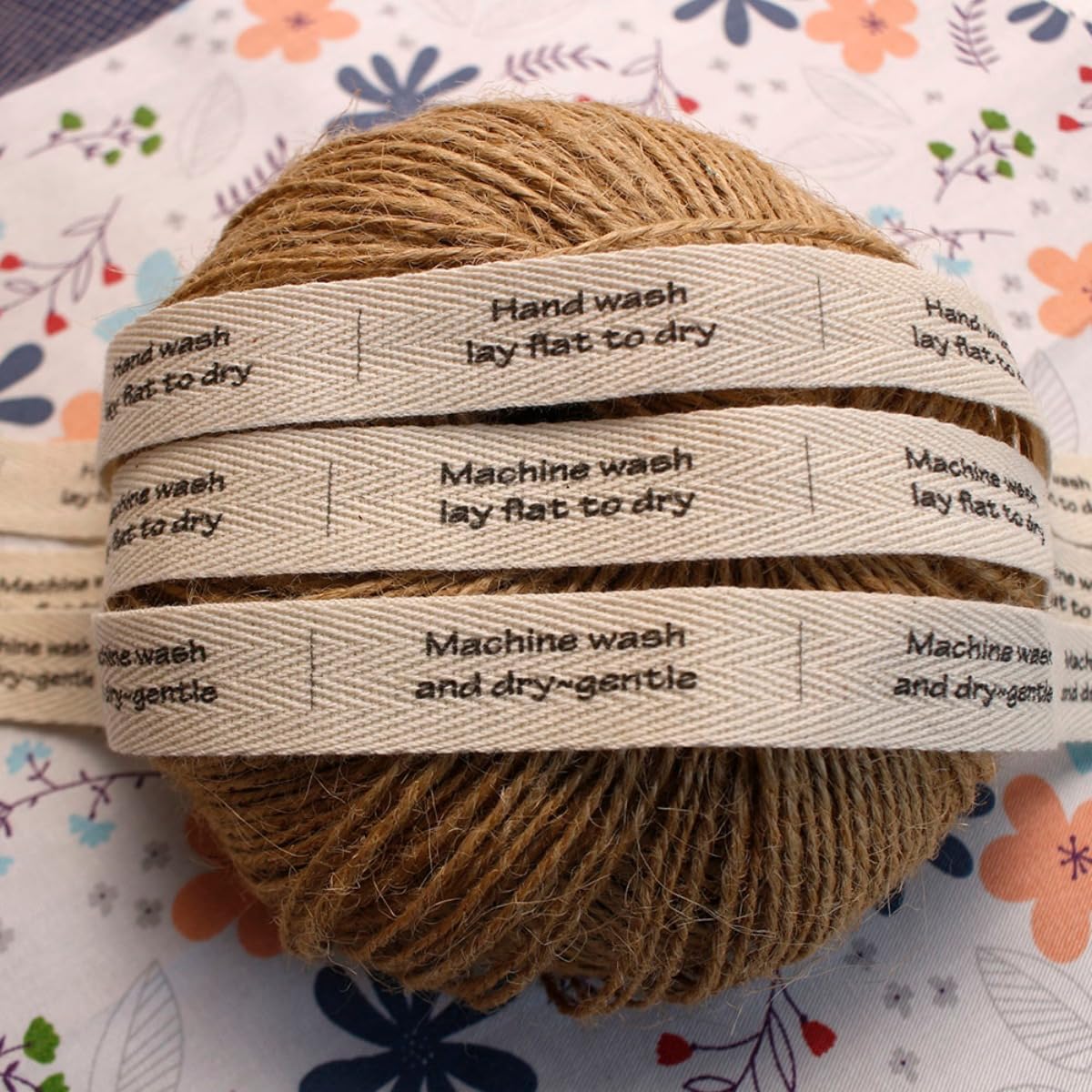 Etichette in cotone twill personalizzate, etichette personalizzate per abbigliamento, etichetta da cucire personalizzata, articolo fatto a mano, etichetta di abbigliamento personalizzata (200 pezzi)