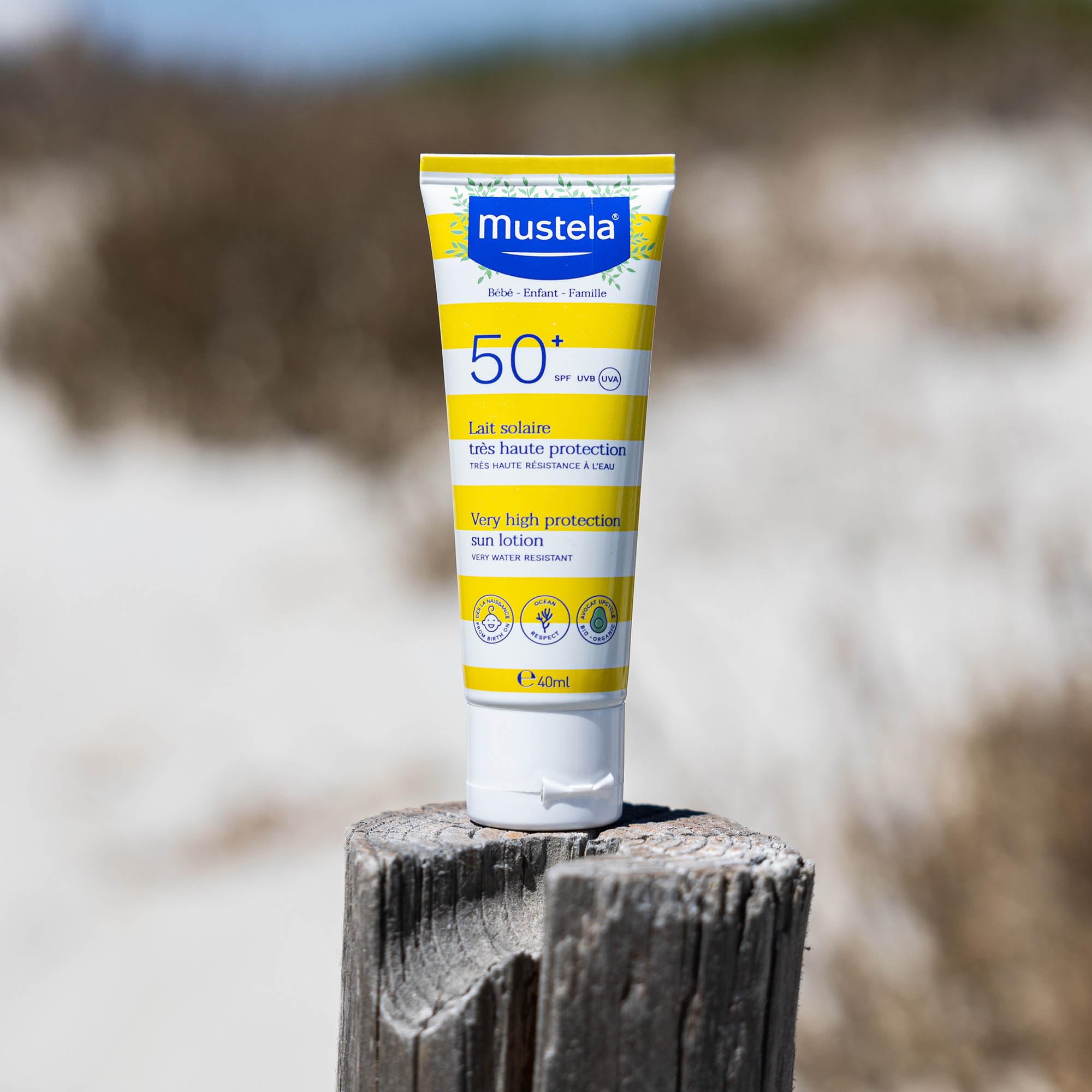 Mustela Latte Solare Spf 50, Viso, Corpo, Con Perseose di Avocado, Neonati, Bambini, Tutta la Famiglia, Adatto in Gravidanza - Protezione Molto Alta dai Raggi UVB e UVA (40ml)