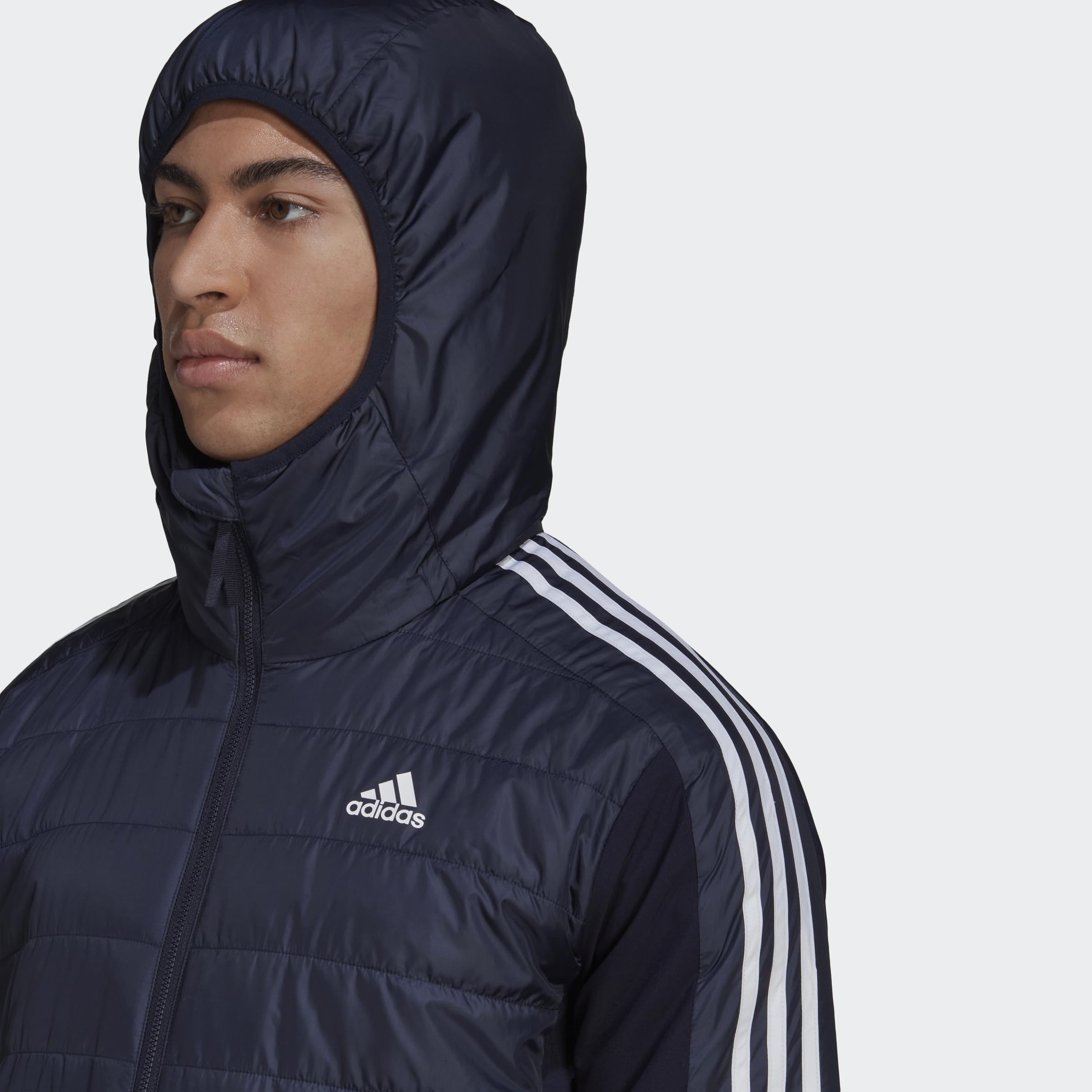 adidas Kurtka (średnia waga) Mężczyźni Essentials Insulated Hooded Hybrid Jacket