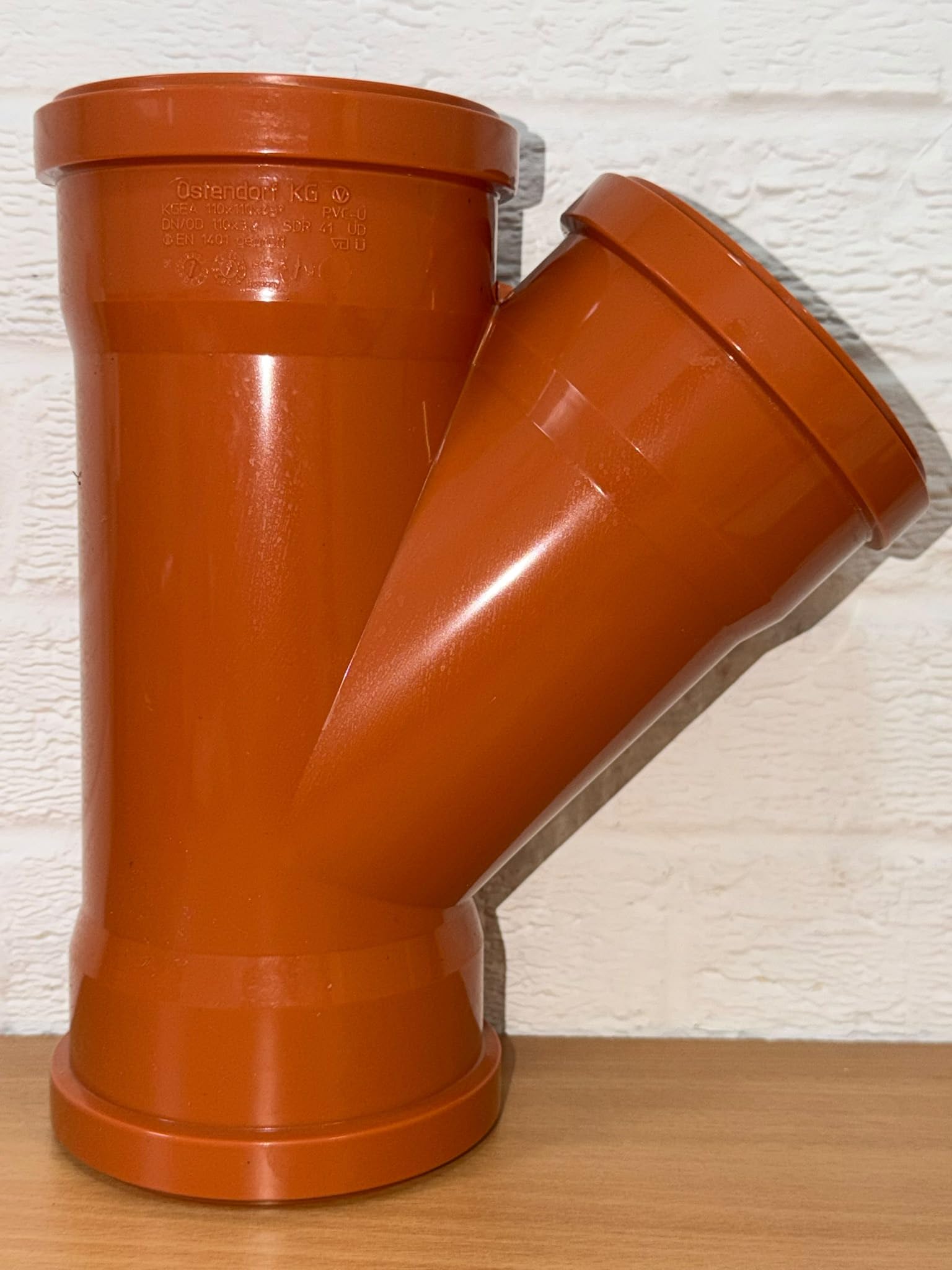 Triple Socket 110mm 45° Y Junction Underground Terracotta Pipe