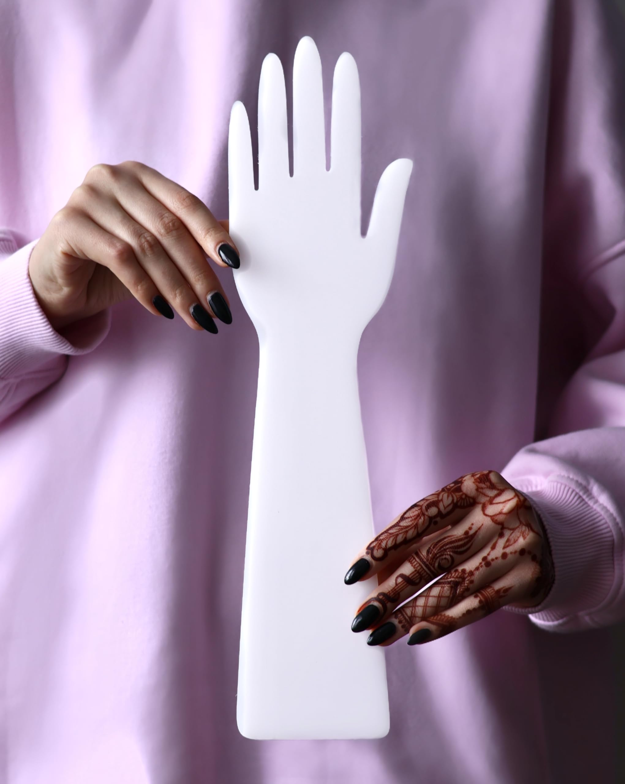 Acrylic Hand for Henna Practice - Reusable Plastic Board for Henna Cones Paste Beginners Henna Kit for Mehendi Art