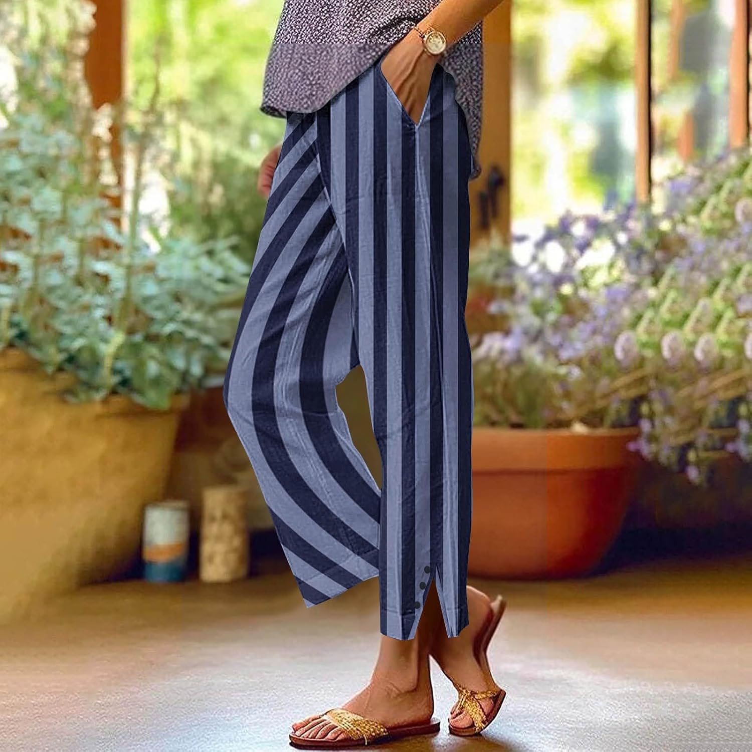 Womens Striped Capri Pants Petite Loose Fit Elastic High Waist Trousers Summer Beach Vacation Pants with Pockets