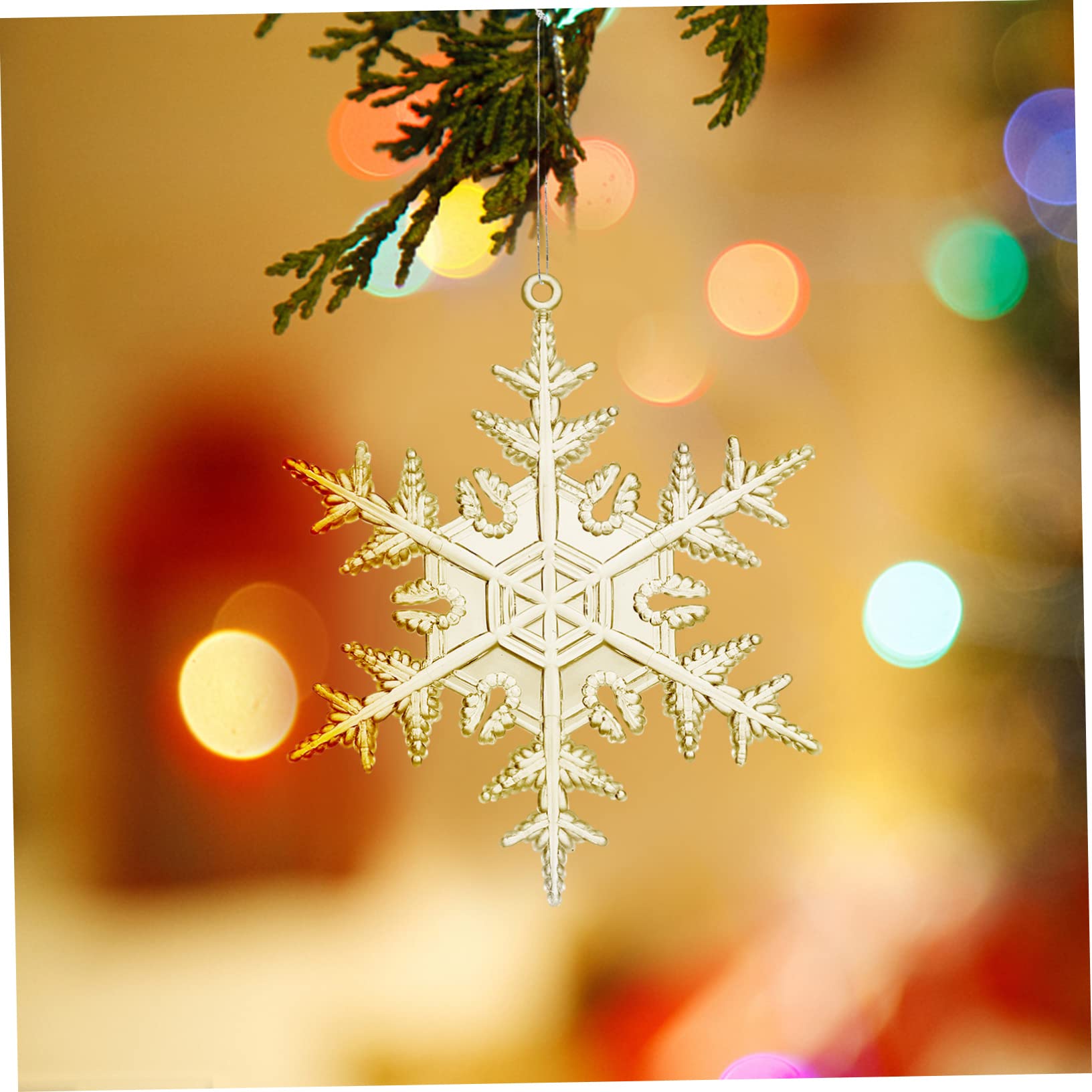 MAGICLULU 4 Ensembles Pendentif Flocon De Neige Transparent Décoration Suspendue Flocon De Neige Flocons De Neige Suspendus Étincelants Noël Lumières De Fête en Plein Air 18 Pièces * 4