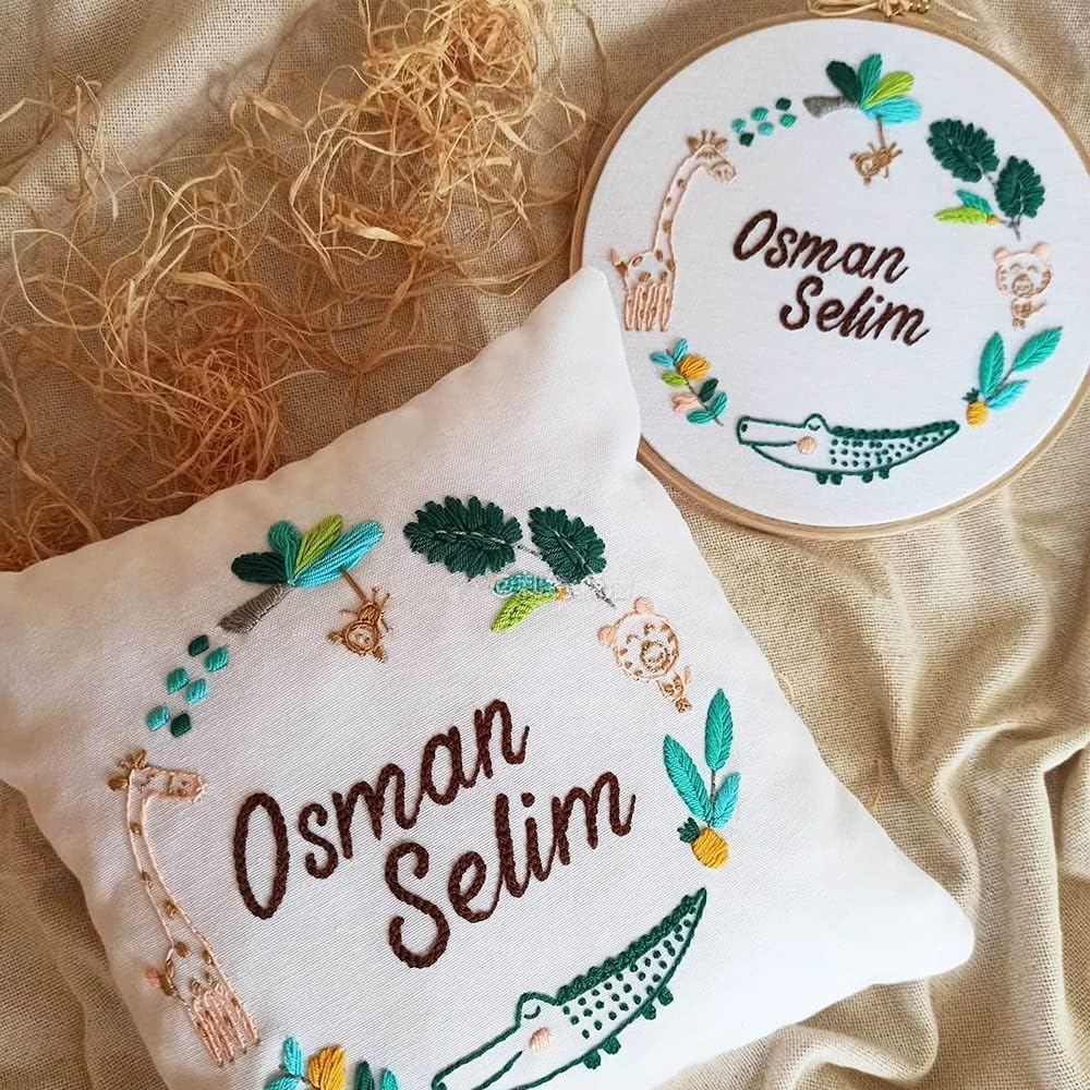 4 Pieces Bamboo Embroidery Hoop in Different Sizes Bamboo Adjustable Wooden Embroidery Hoop Hoop Embroidery Circle for Art Craft Handy Sewing - 3