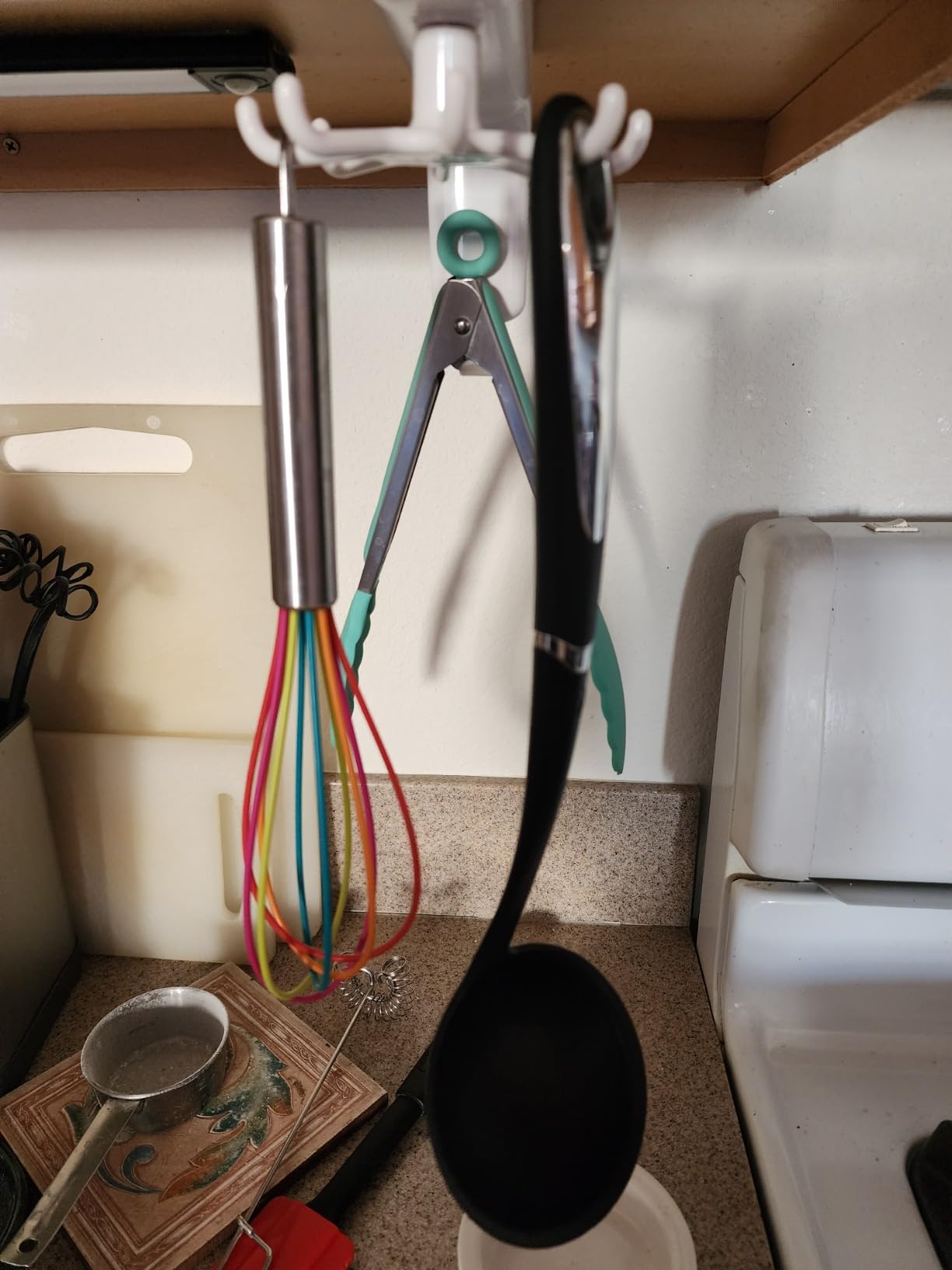 Amazon.com: Dalanpa Kitchen Utensil Rack, 360° Rotating Kitchen Holder ...