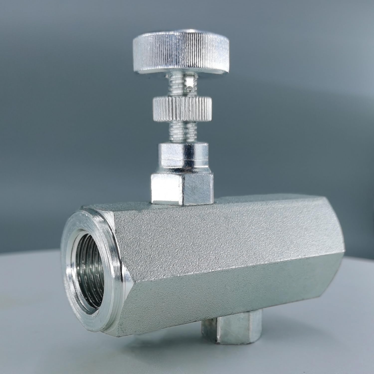 Flow Control Valve, Hydraulic Throttle Valve for Log Splitter, Cylinder & Motor Speed Control, Dump Trailer, Agricultural Equipment, Lift Table, Assembly Press, 3000 PSI Zinc Plated 3/8" NPT 5GPM