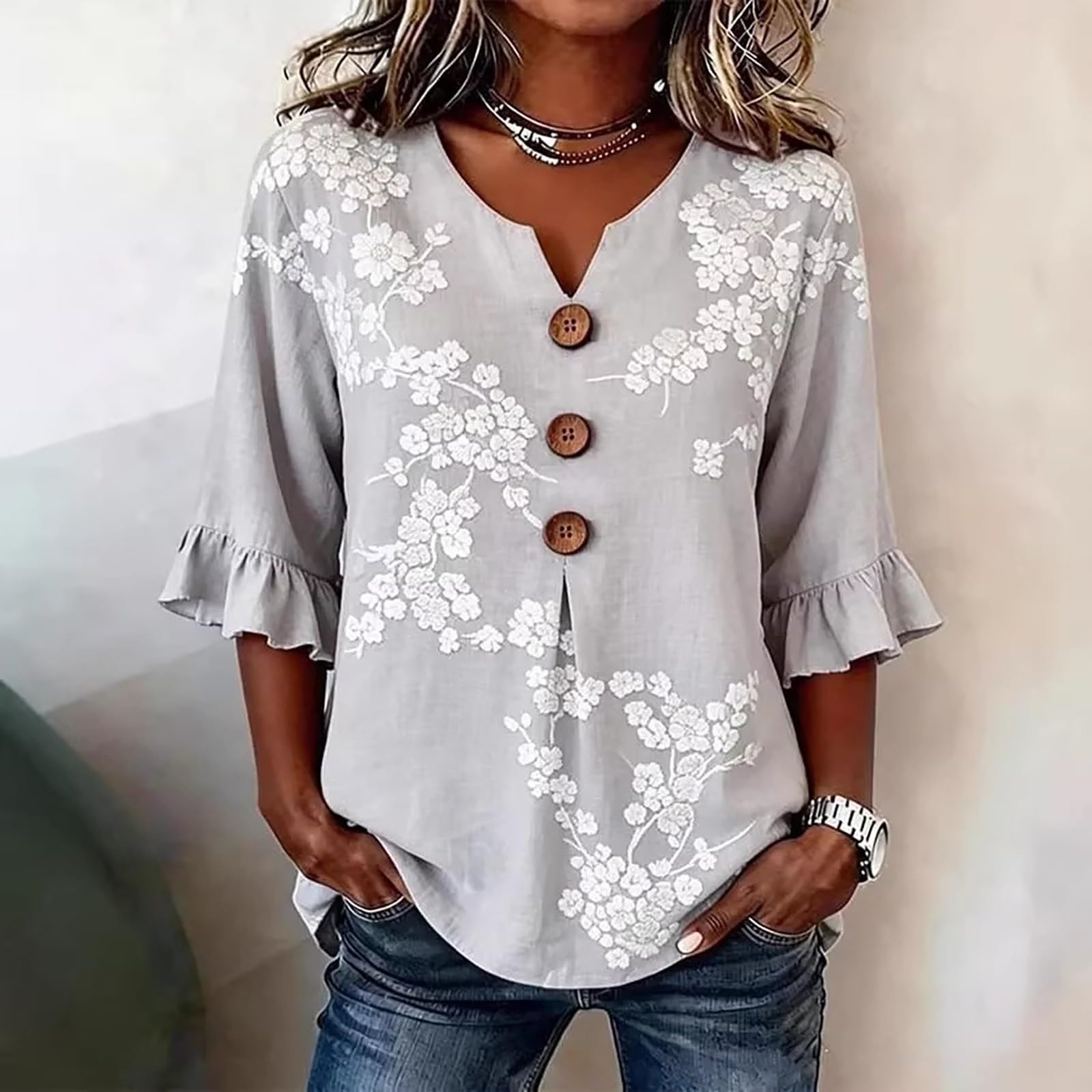 Chemise Femme Lin Coton Chic et Elégant Manche 3/4 Col V Boutonné Blouse Chemisier Haut Lâche Respirant D'Été à Manches Volantées à Imprimé Floral T-Shirts Bohème Top Léger Casual Ample de Plage
