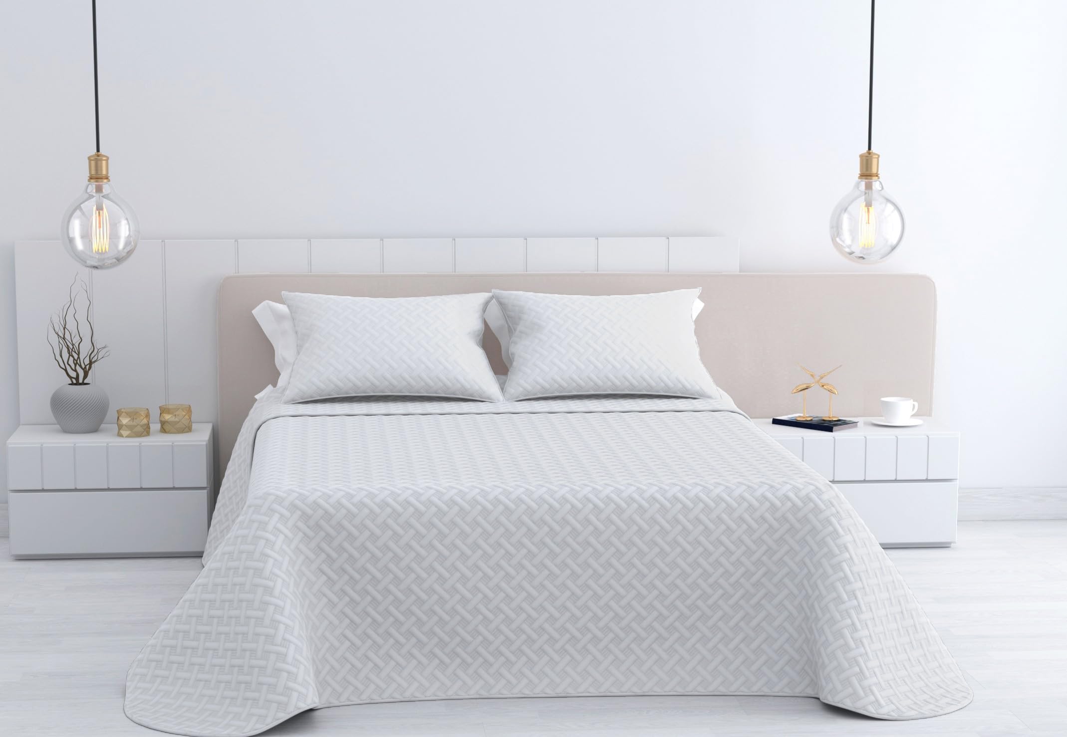Kimbatex Bouti Heat-Sealed Emboss, 2 Designs Coimbra and Aveiro, 100% Polyester, Available in White, Grey and Beige, Various Sizes (Aveiro White, Bed 135 cm 235 x 260 cm + 2 Cushions)