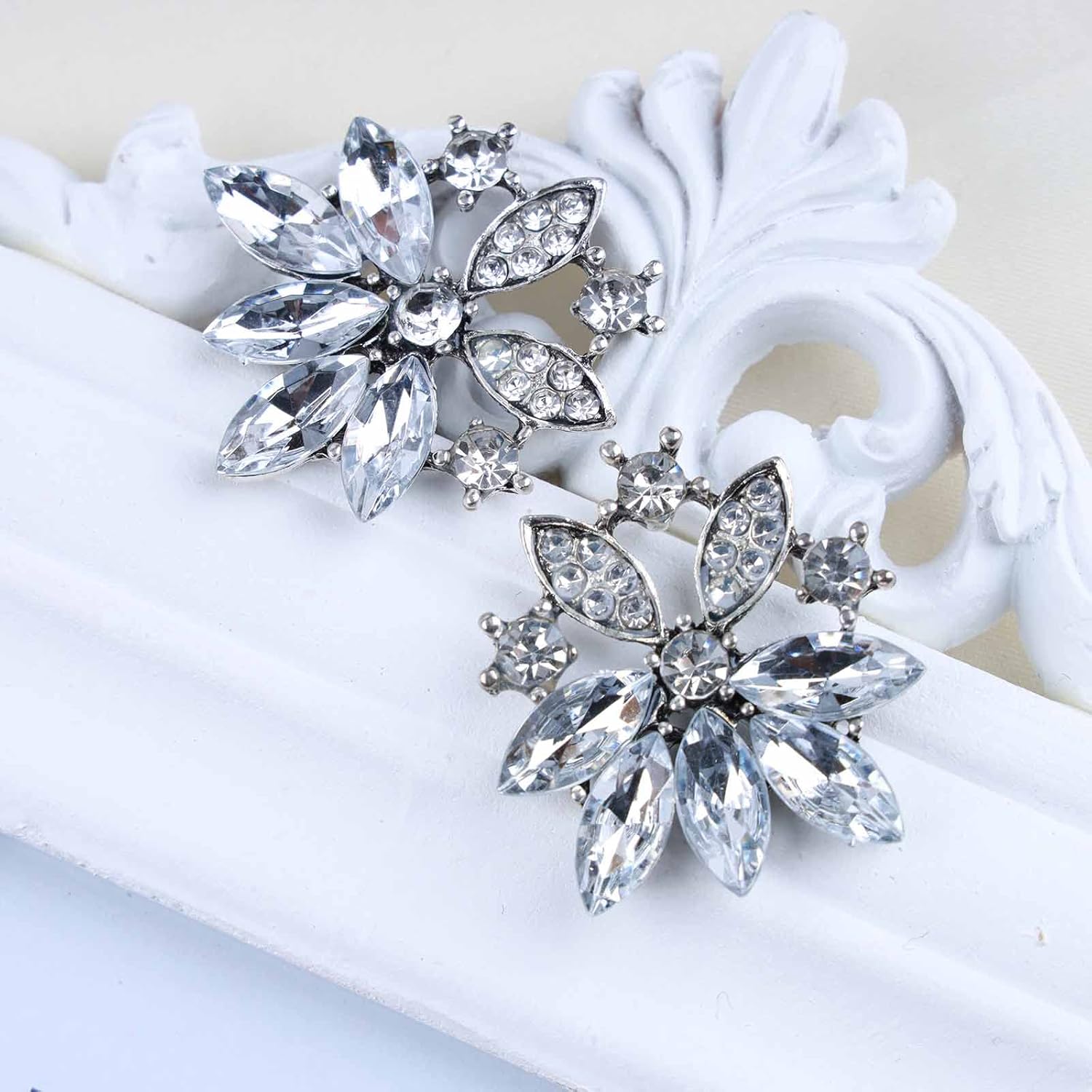 Vintage Crystal Flower Earrings CZ Rhinestone Drop Earrings Cluster Crystal Stud Earrings Silver Rhinestone Wedding Earrings Jewelry for Women - Image 3