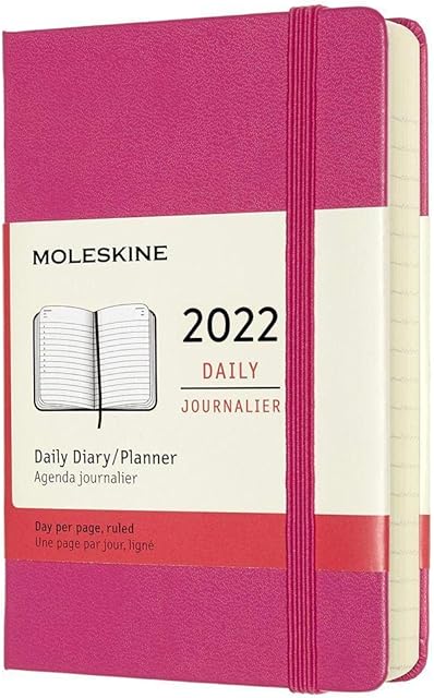 Moleskine 12-Month Daily Planner 2022, Daily Diary 2022, Hard Cover and Elastic Closure, Pocket Size 9 x 14 cm, Colour Bougainvillea Pink, 400 Pages
