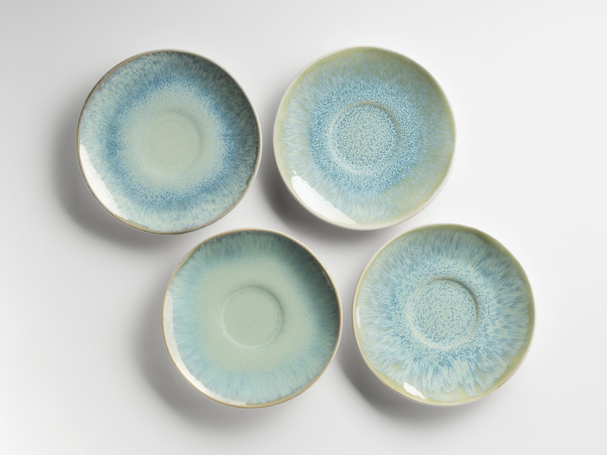 MÄSER Set di tazze da caffè con piattini per 4 persone in raffinata ceramica, tazze da cappuccino con smaltatura spruzzata, forme organiche in stile vintage