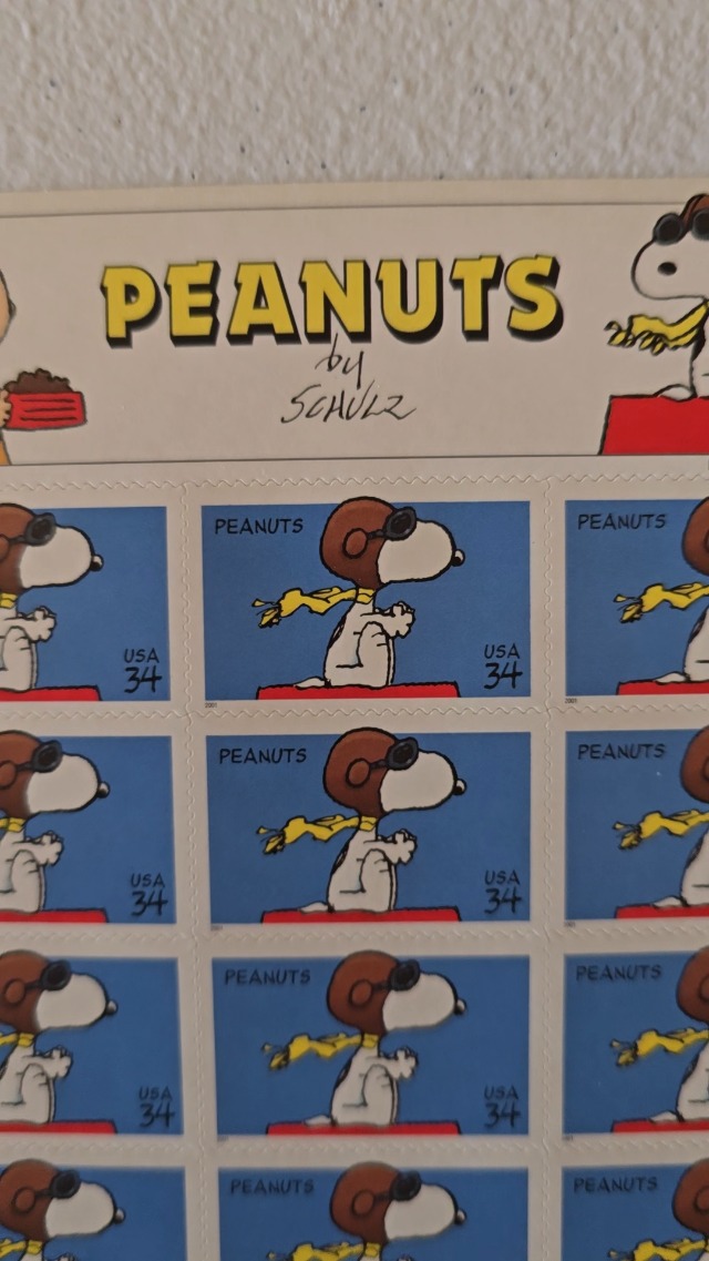 Amazon.com: Snoopy Peanuts Sheet of Twenty 34 Cent Stamps Scott