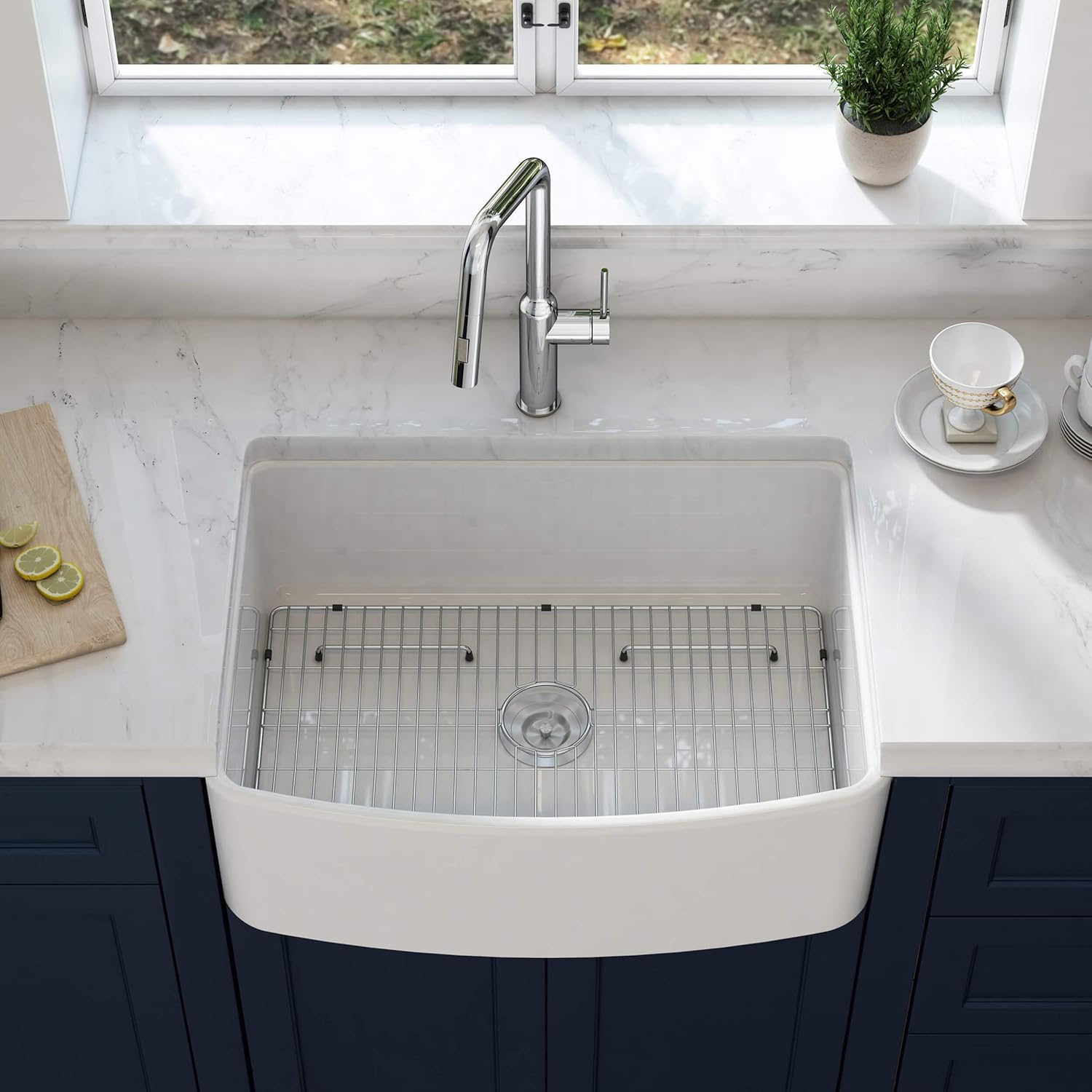 KIBI Pure Series Fireclay Farmhouse Kitchen Sink 30-inch | Single Bowl with Curved Apron Front and Heat-Resistant Glazing | Durable Fireclay Sink with Bottom Grid and Strainer (K2-SF30C, White)