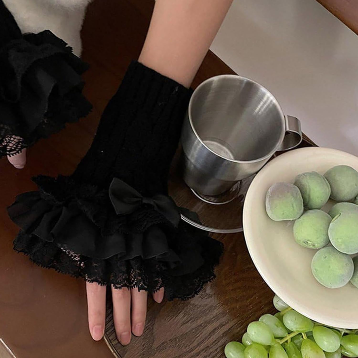 Women' s Arm Warmers White Cute Y2K Lolita Arm Sleeve for Girls Lace Bow Trim Knit Grunge Fingerless Gloves image 2
