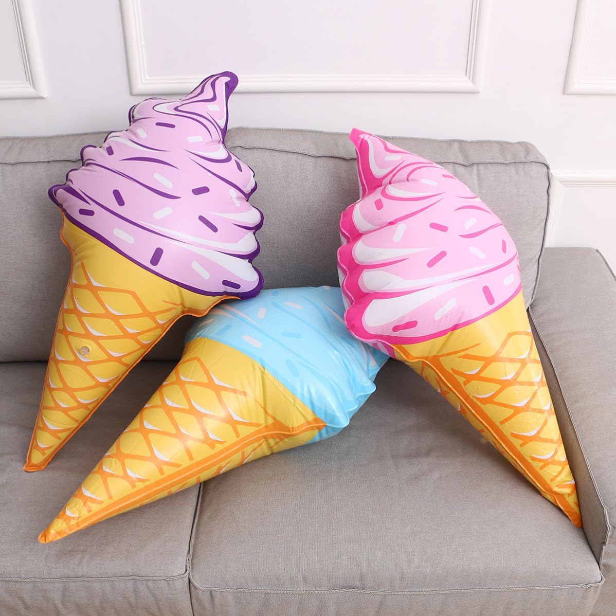 Lot de 3 Bouées de Piscine en PVC, Jouets Gonflables de Crème Glacée, Faciles à Gonfler Ranger, pour Piscine et Plage Couleur Aléatoire