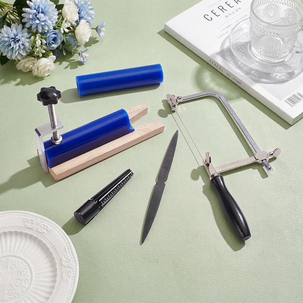 UNICRAFTALE Kit de 4 Pièces pour Sculpture de Cire de Bague Tubes de Cire de Bague Bleus avec Élargisseur de Trou de Tube de Cire Mandrin de Bague et Lime Double Face pour la Fonte à la Cire Perdue