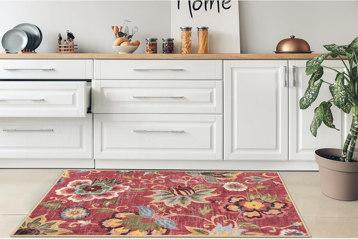 Beeiva Floral 3x5 Washable Rug Non Slip, Red Small Vintage Washable Rugs for Entryway, Ultra Thin Paisley Red Lightweight Entryway Carpet for Bathroom Kitchen Bedroom Office Christmas