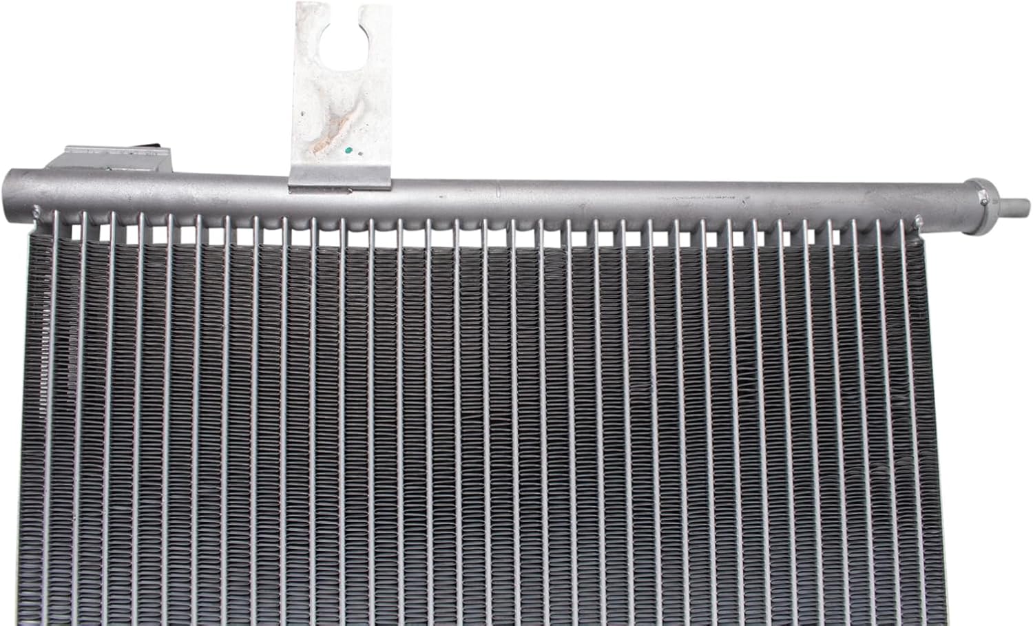 TRQ Air Conditioning A/C Condenser Compatible with 1998-2002 Nissan Frontier 2000-2002 Xterra NI3030106