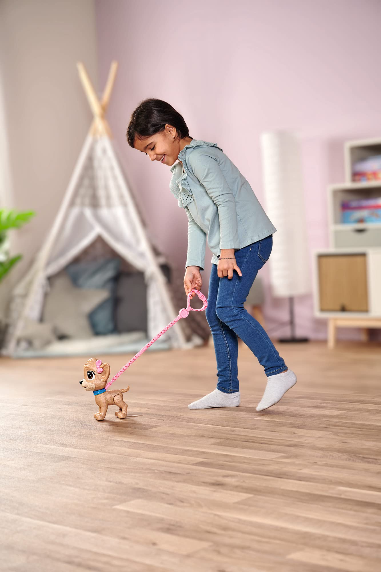 Simba 105893460 ChiChi Love Pii Pii Puppy Szczeniak 20 cm, piesek sikający, chodzi na smyczy, szczeniak z bajki dla dzieci od 3 lat