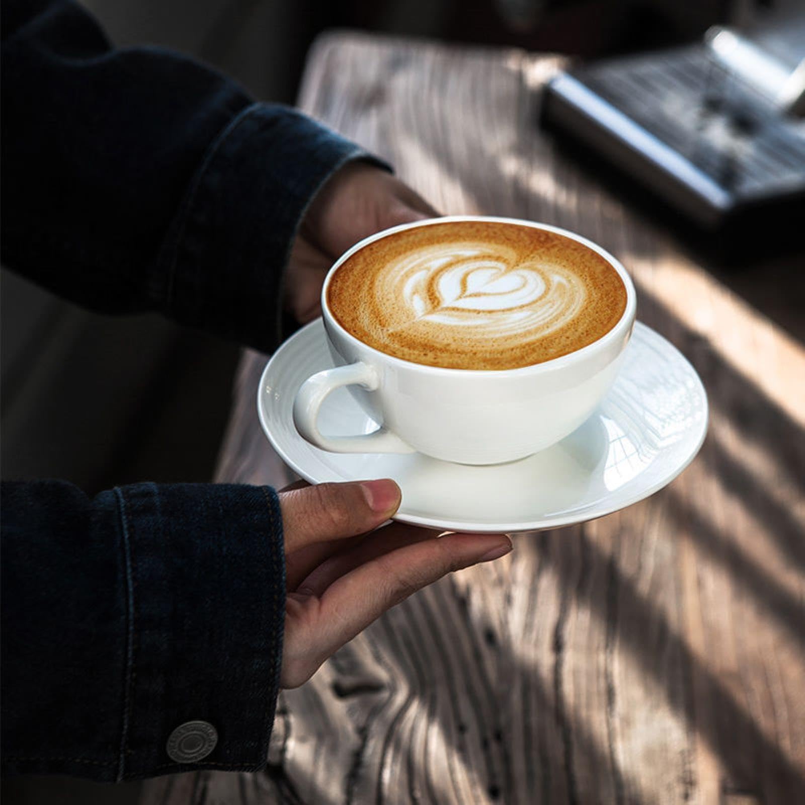 Ensemble Tasse à Café Et Assiette En Porcelaine Anglaise Européenne, Latte Latte Fleur Blanc Pur 280 Ml – Assiette à Café Cuillère