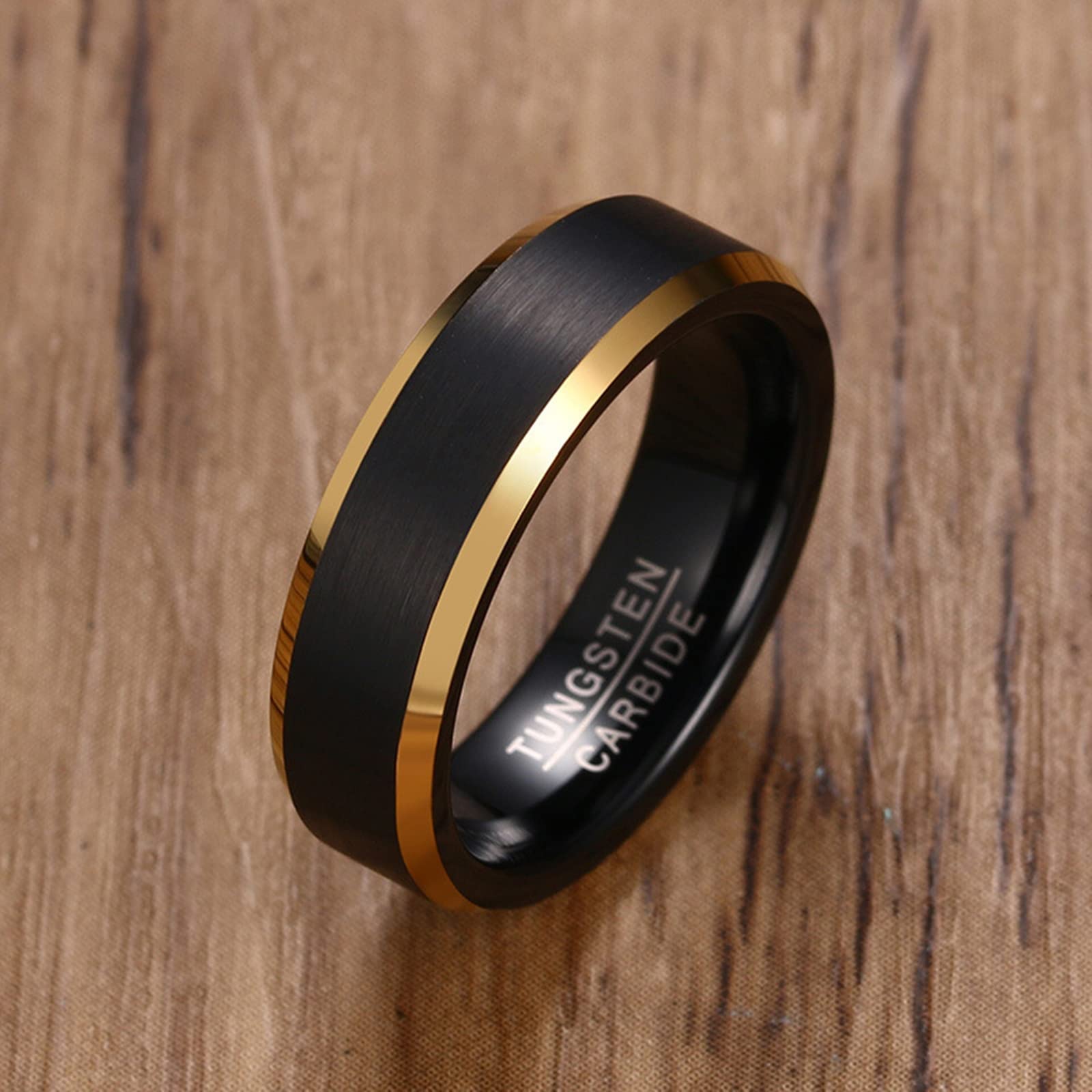 Set di Anelli per Coppie Personalizzati con Incisione, FEDI Nuziali in tungsteno per Lui e per lei, Dimensioni da L 1/2 a Z 1/2, Anello Nero Spazzolato da 6 mm con Bordo Dorato