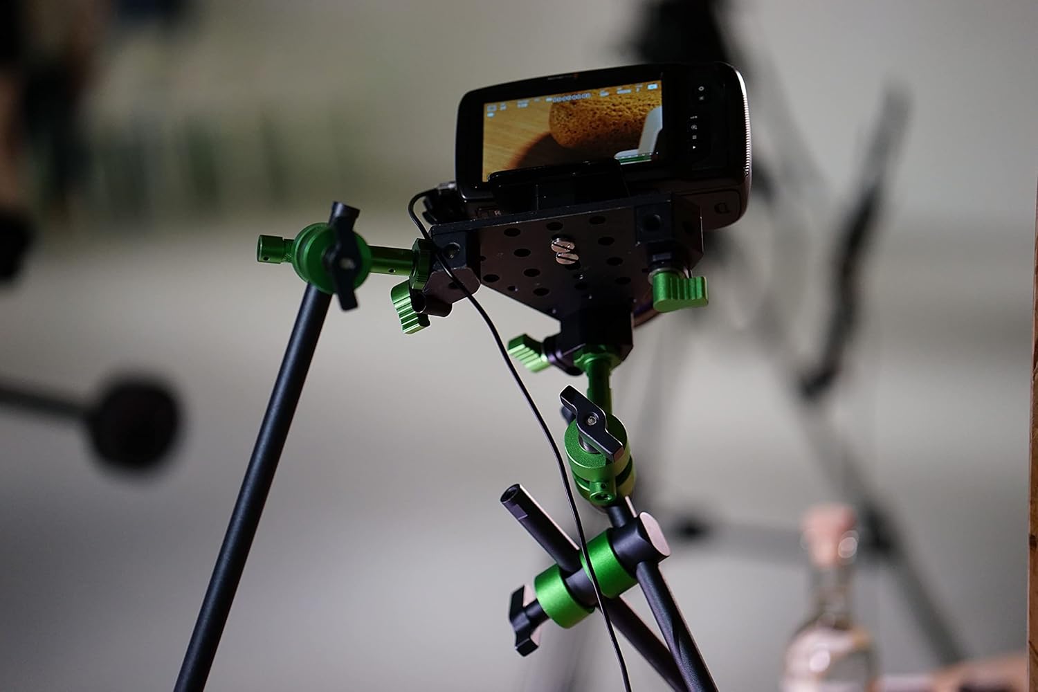 9.Solutions Cheese Plate, Corner Positioned Blocks, Included 3/8" Rod Clamps, 9.VB5115