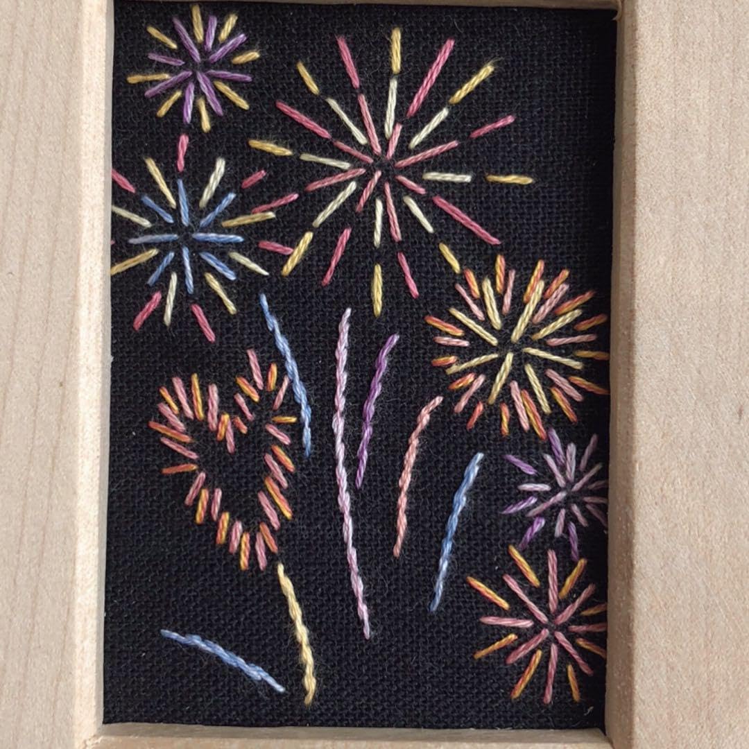 Amazon.co.jp: 花火 刺繍フレーム 手刺繍 インテリア 置物 夏