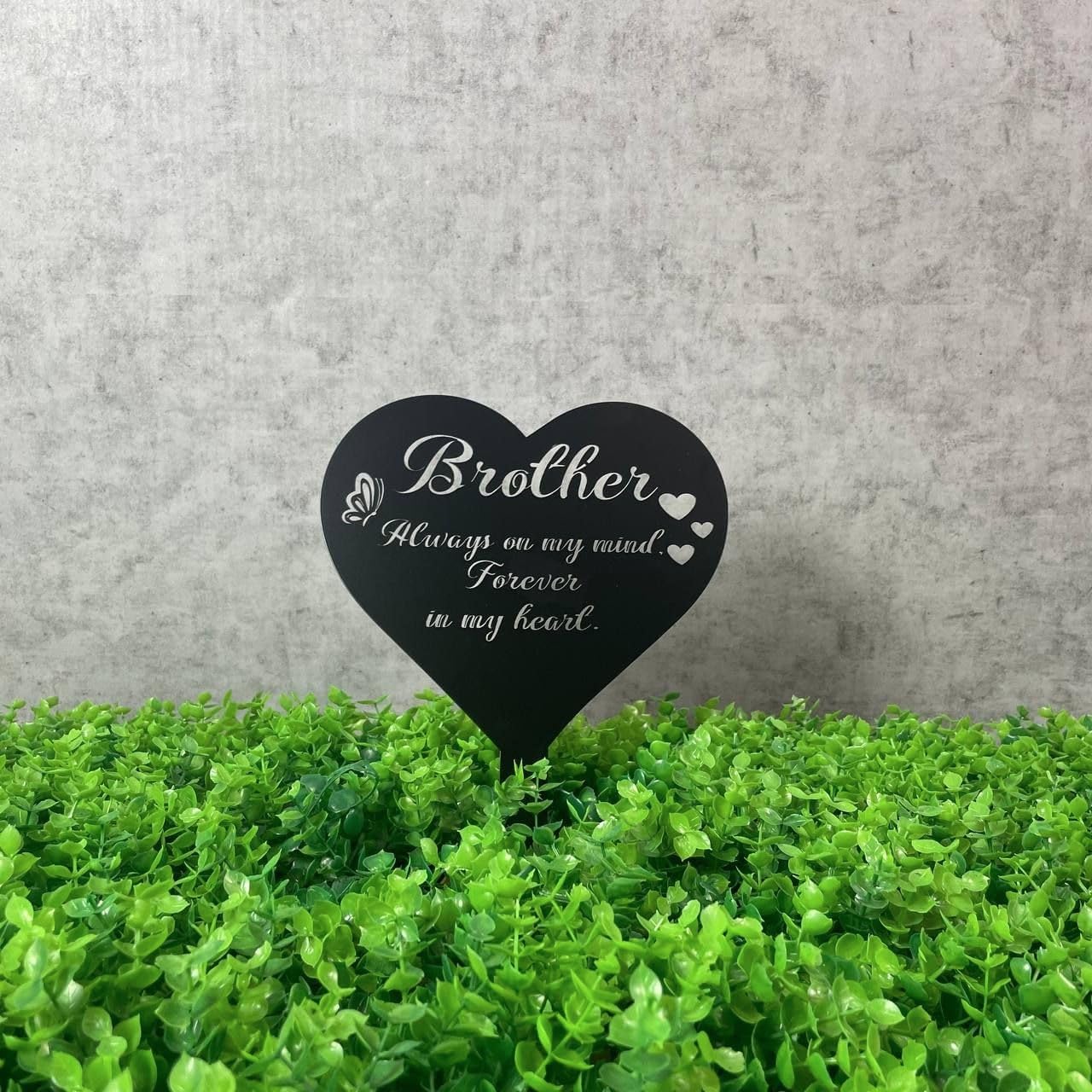 Personalized Guinea Pig Memorial Garden Stake, Custom Metal Grave Marker Engraved Name & Message, UV Printed Yard Sign Art Outdoor Decor, Pet Loss Remembrance Gift for Animal Lovers
