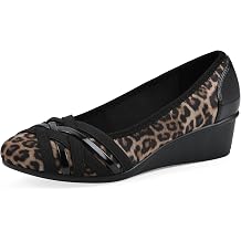 Cliffs by White Mountain Womens Bowie Cushioned Ballet Wedge Heel