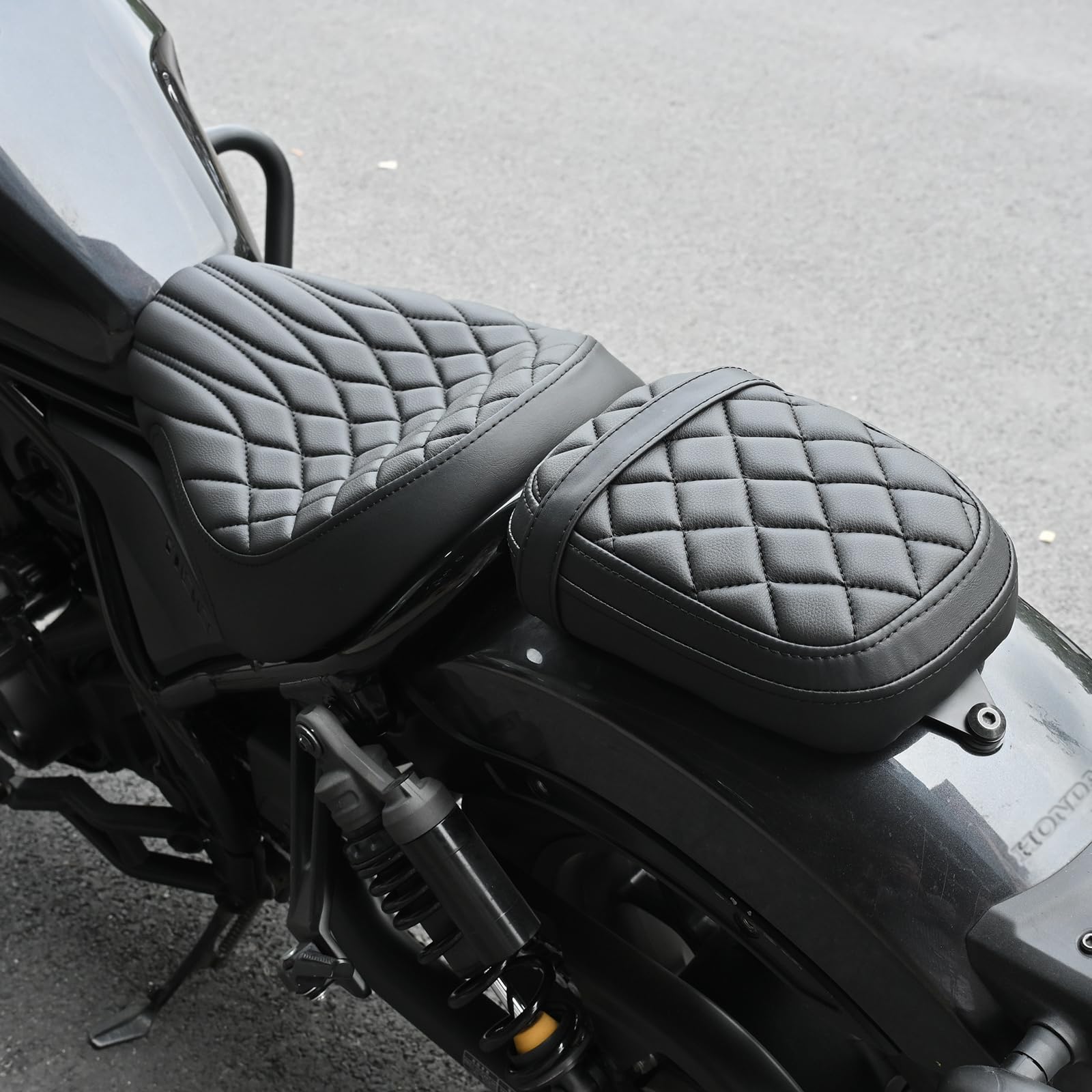 Motorradsitz Fahrer- und Beifahrersitz kompatibel mit Honda CMX1100 Rebel 1100 CM1100 2021-2026 (schwarze Nähte)