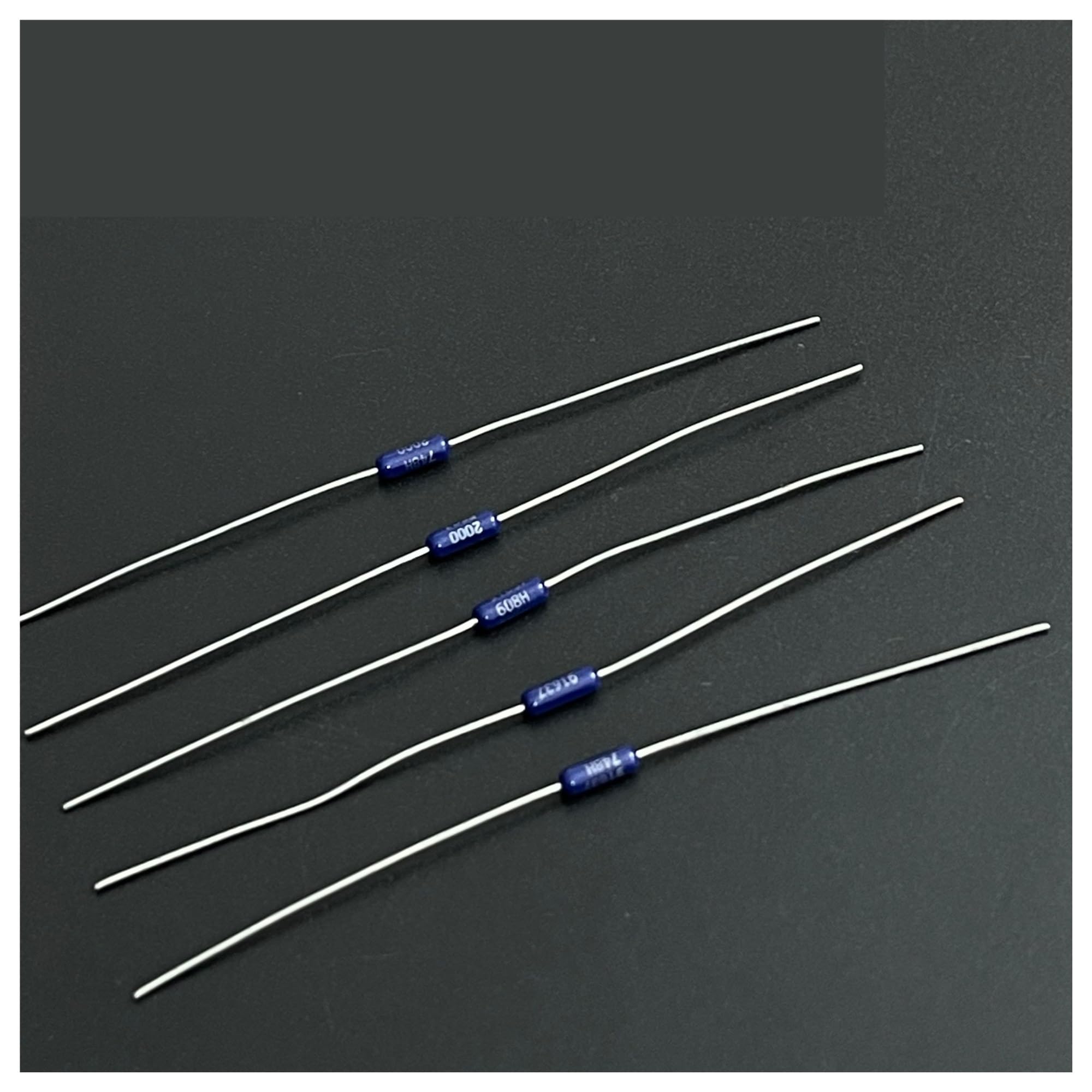 LEOTNNDQ 10pcs 1/4w 0.25w 2k 2.43k 2.49k 3k 4.53k 7.68k 9.31k audio resistor(3K 10pcs)