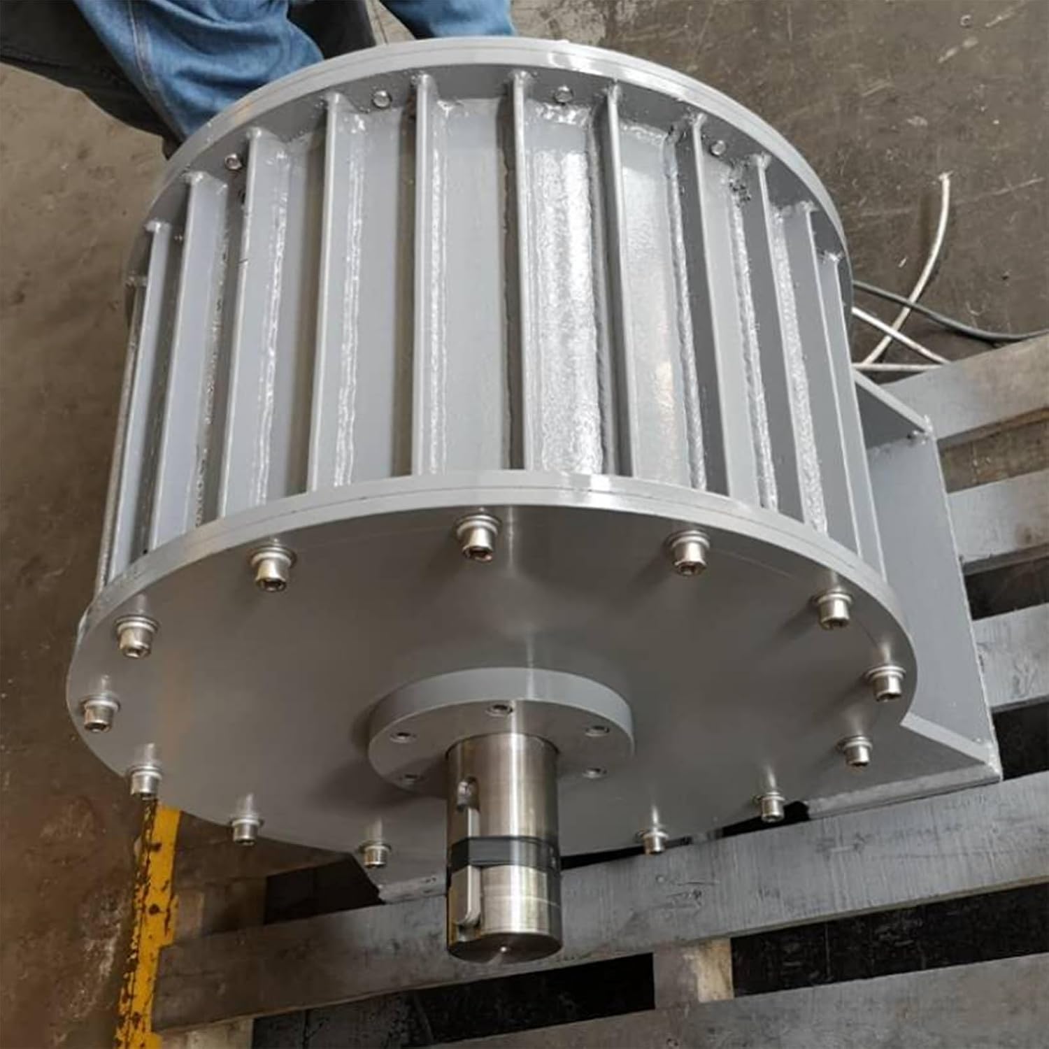 5KW/10KW 300Rpm Three-Phase AC Permanent Magnet Synchronous Generator 120v240v220v380v for Wind Turbines (Color : 5KW 300rpm, Size : 120v)