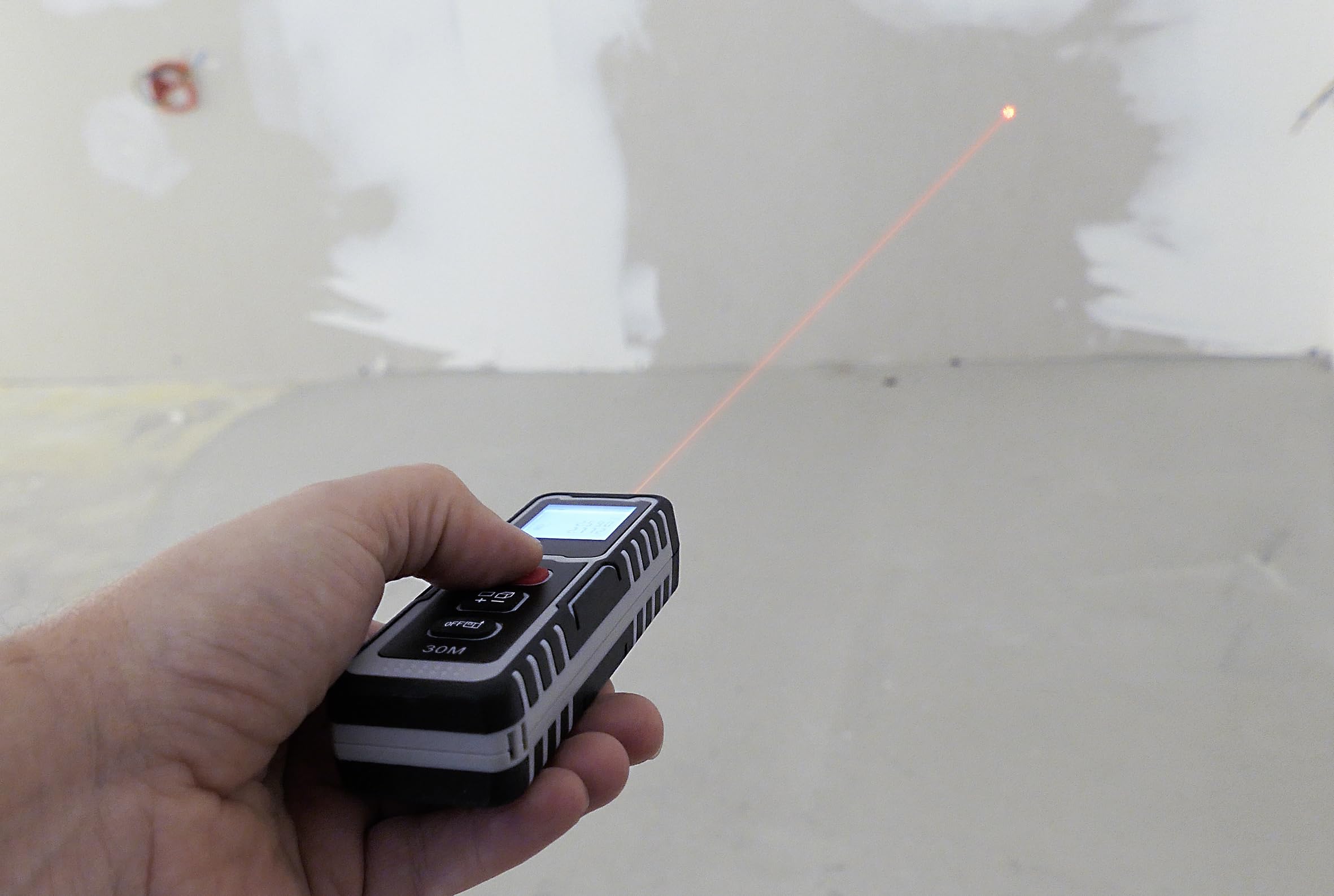 Fartools TL 30 Télémètre laser jusqu'à 30m avec affichage LCD, mesure simple, en continu ou par addition afin de calculer distance, surface et volume