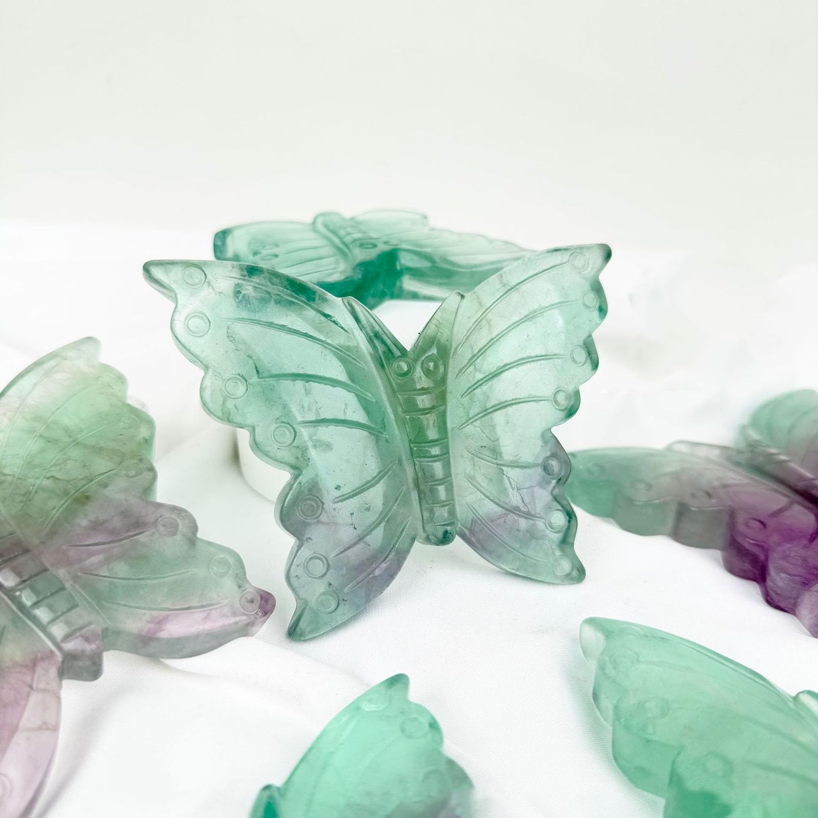 Cristal de fluorita Tallado Mariposa alas de ángel Piedra de Palma
