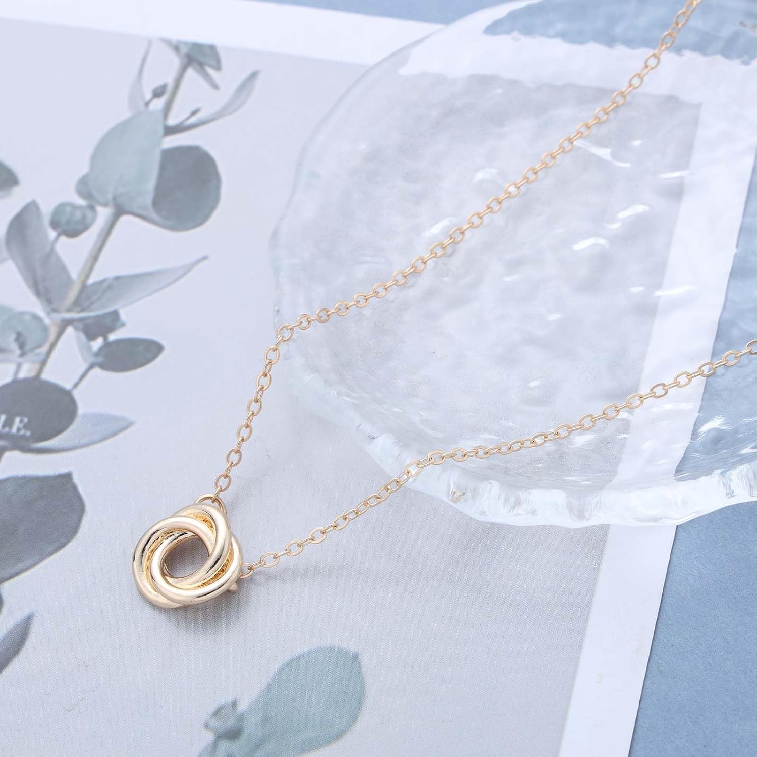 Boho Love Knot Necklace Choker Vintage Love Knot Circle Necklaces Gold Circle Pendant Necklaces Hollow Round Necklace for Women - Image 6