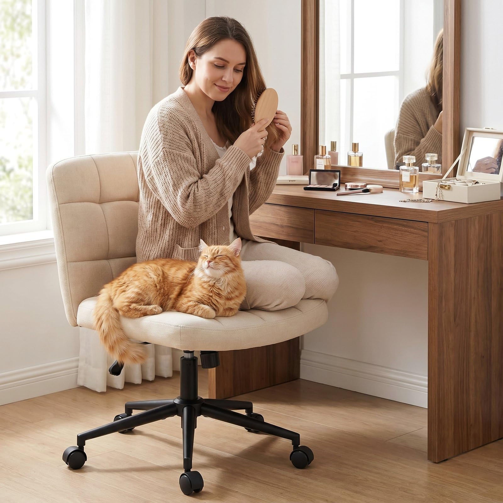Clevich Bürostuhl Ohne Armlehne, breiter Schneidersitz Schreibtischstuhl, ergonomischer höhenverstellbar, moderner Drehstuhl mit Wippfunktion für Home Office und Schlafzimme (Leinen, Beige)