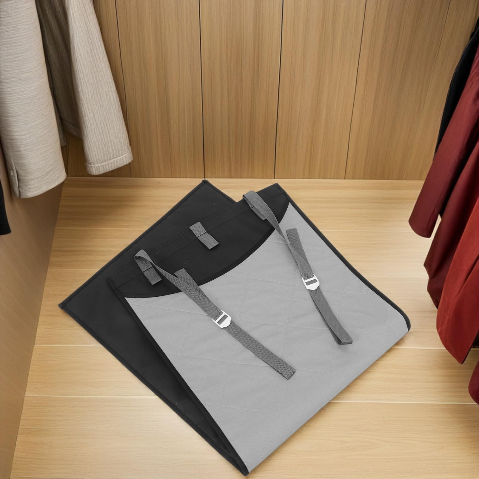 Tragbare Bügelmatte mit Türaufhängung, Faltbar für Zuhause und Reisen | Dampffestes Handschuhset, Glatte Oberfläche, Baumwolle Polyester Oxford, für Kleine Räume