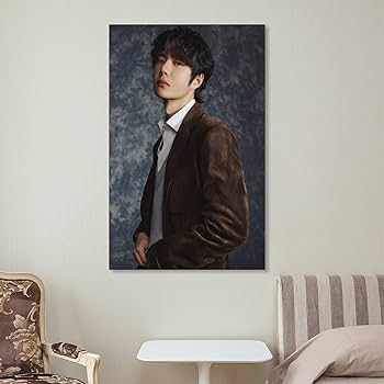 ポスター　ワン・イーボー Amazon.co.jp: 華流スターのポスター 王一博 ワン・イーボー