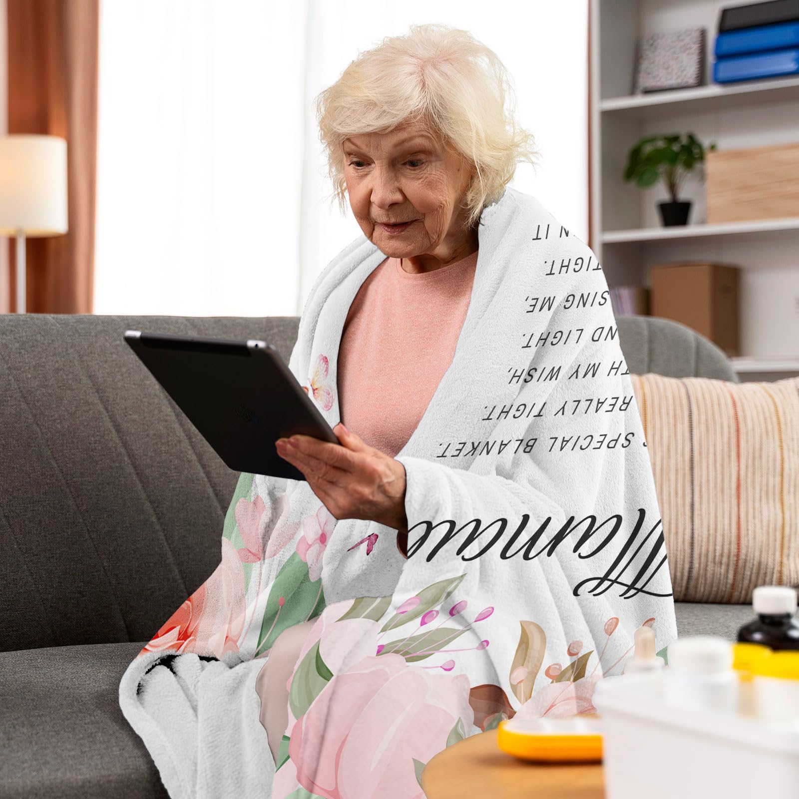 Mamaw Gifts, Gifts for Mamaw Blanket, Mamaw's Birthday Gift from Grandchildren Grandkids, Best Mamaw's Ever Gift for Grandma Retirement Throw Blanket 60x50 Inch