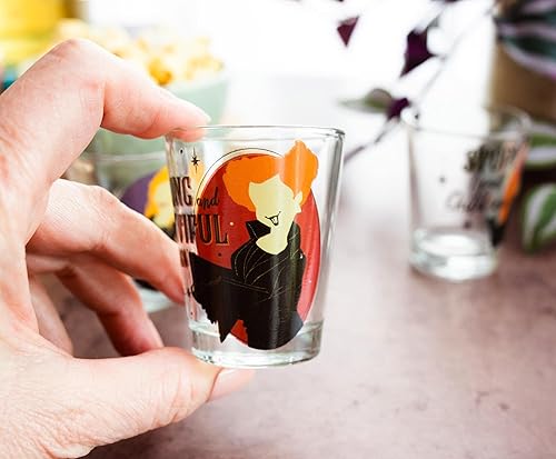Miniatura 7 de Disney Hocus Pocus Sanderson Sisters - Mini vasos de whisky de 2 onzas, juego de 4 | Artículos de bar para el hogar para licor y bebidas