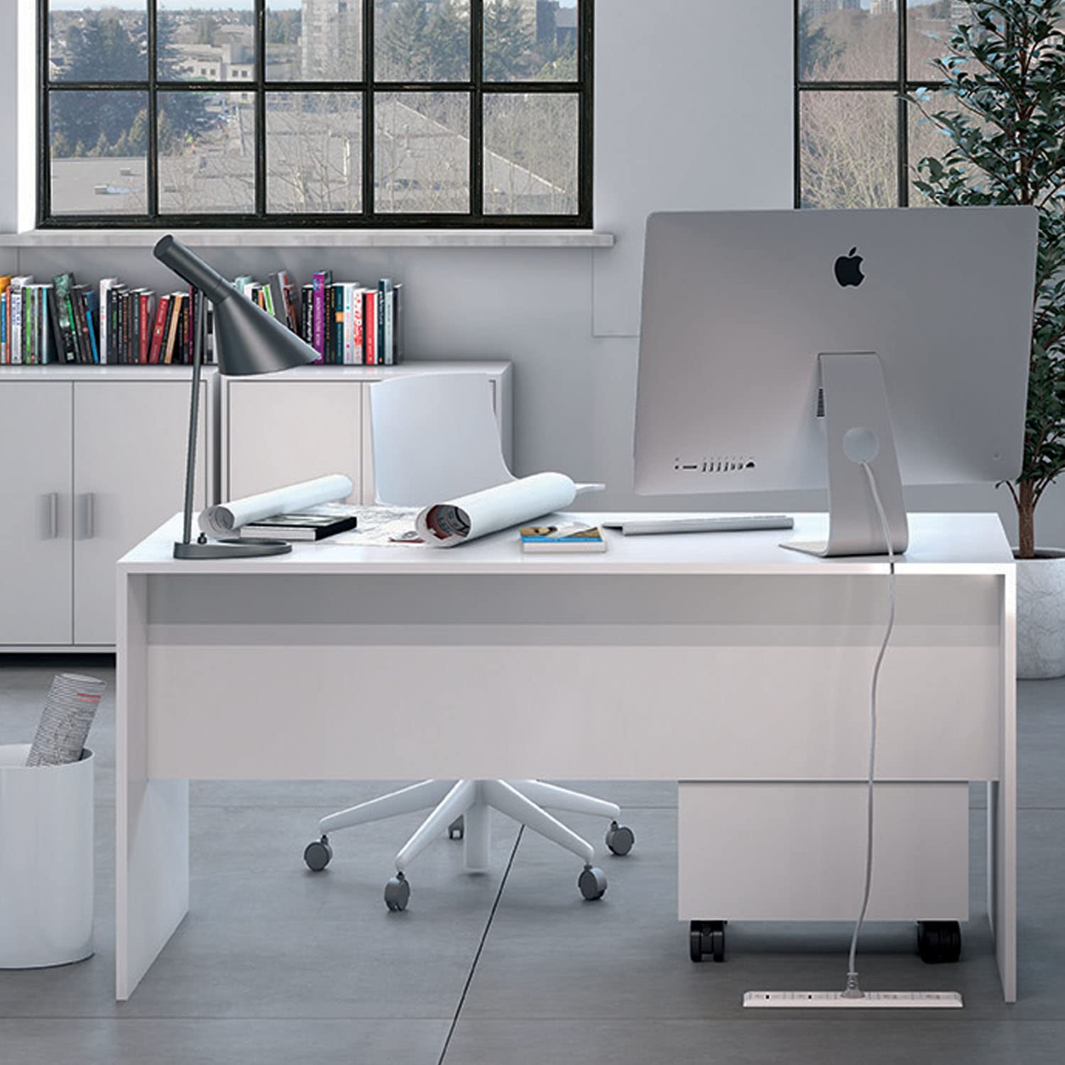 Escritorio de oficina con panel frontal de 73 cm de altura, color blanco flameado
