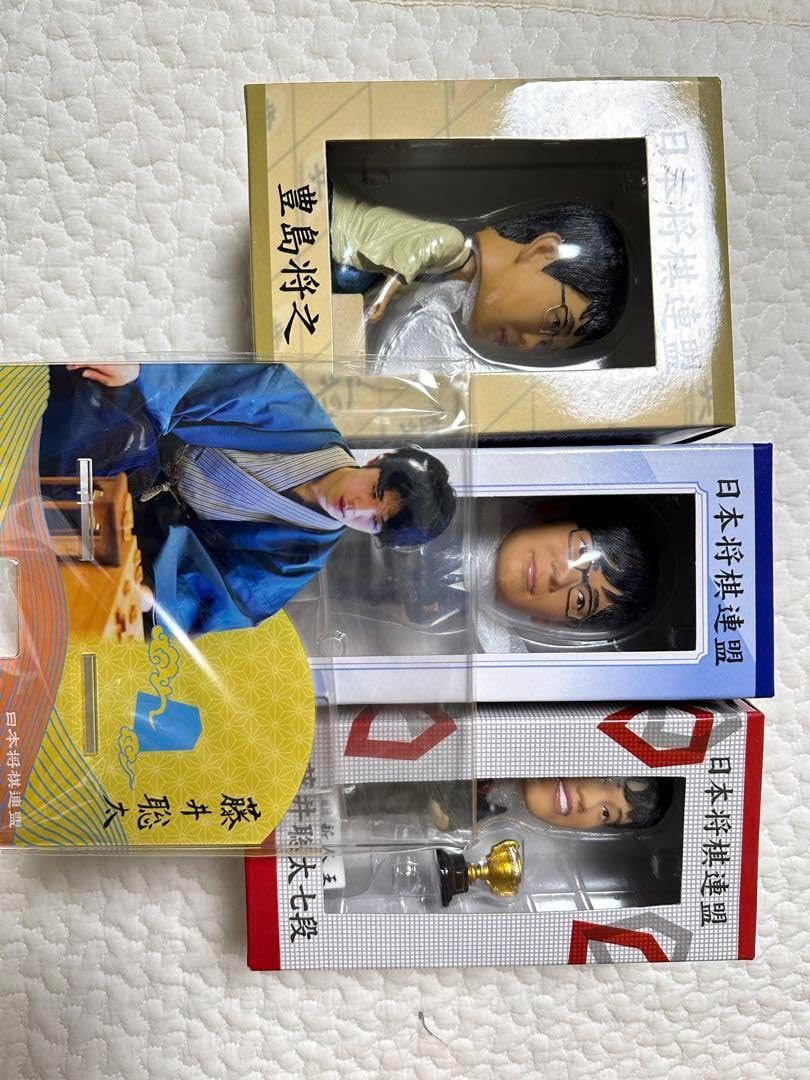 大幅!藤井聡太 新人王 900体限定 ボブルヘッド 藤井聡太竜王の就位式、